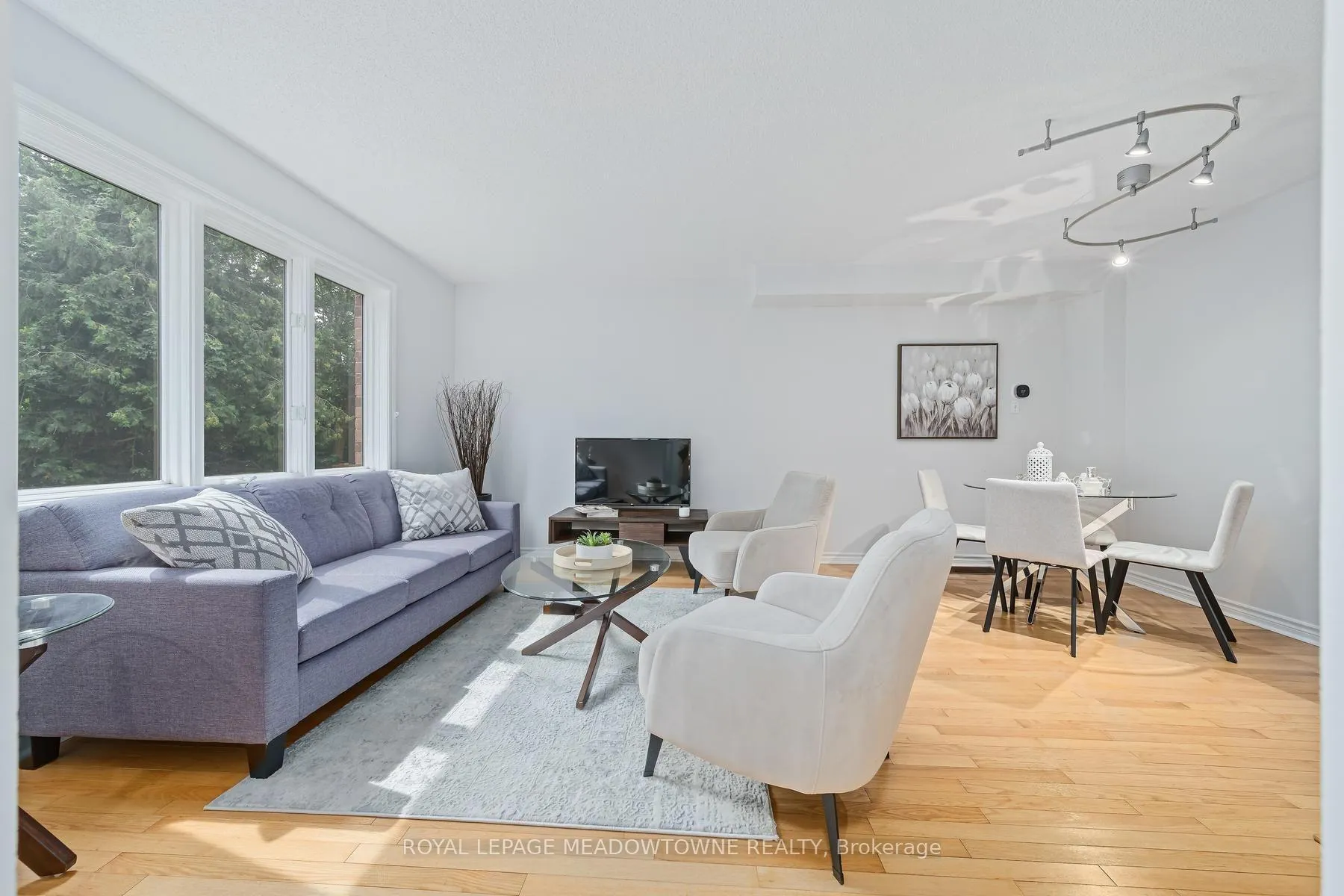 Photo 11 of Unit 11, 76 River Drive, Halton Hills, Georgetown — HOMEH