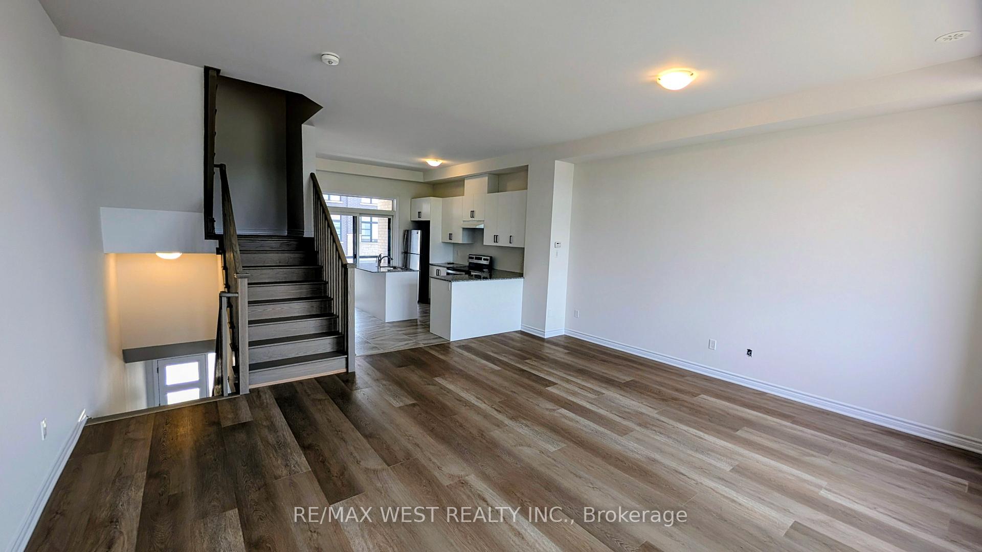 Photo 10 of 91 Inverary Crescent, Vaughan, Kleinburg — HOMEH