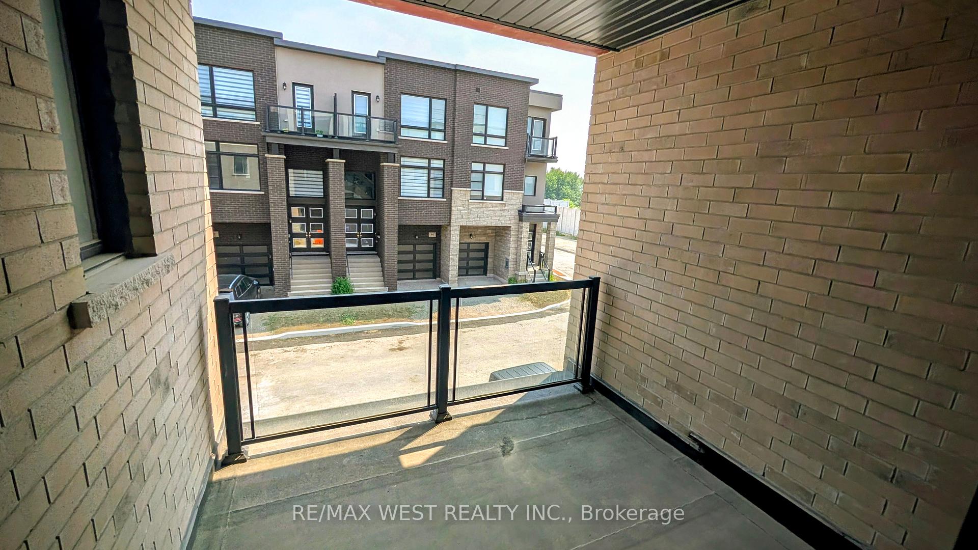 Photo 20 of 91 Inverary Crescent, Vaughan, Kleinburg — HOMEH