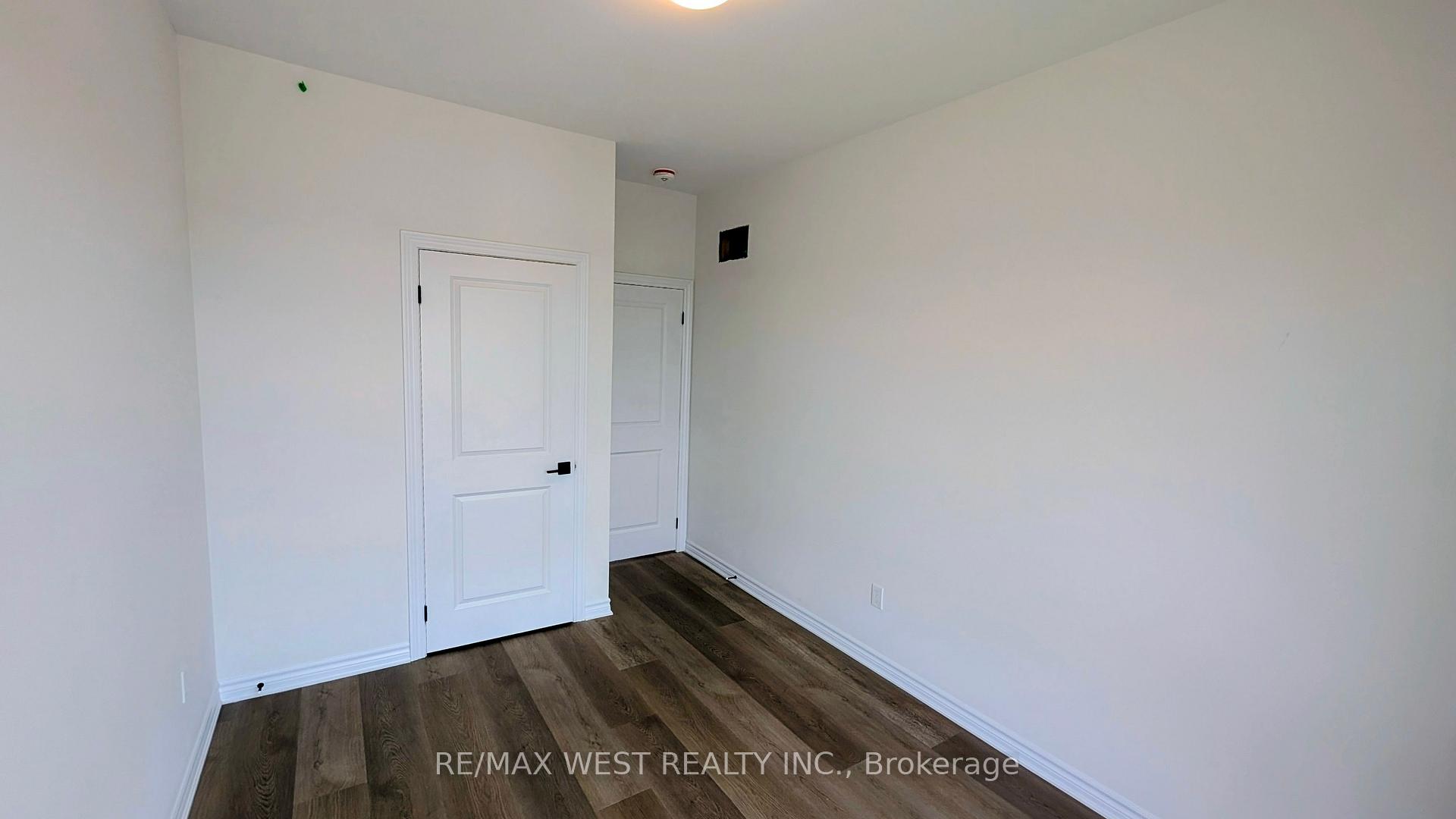 Photo 22 of 91 Inverary Crescent, Vaughan, Kleinburg — HOMEH