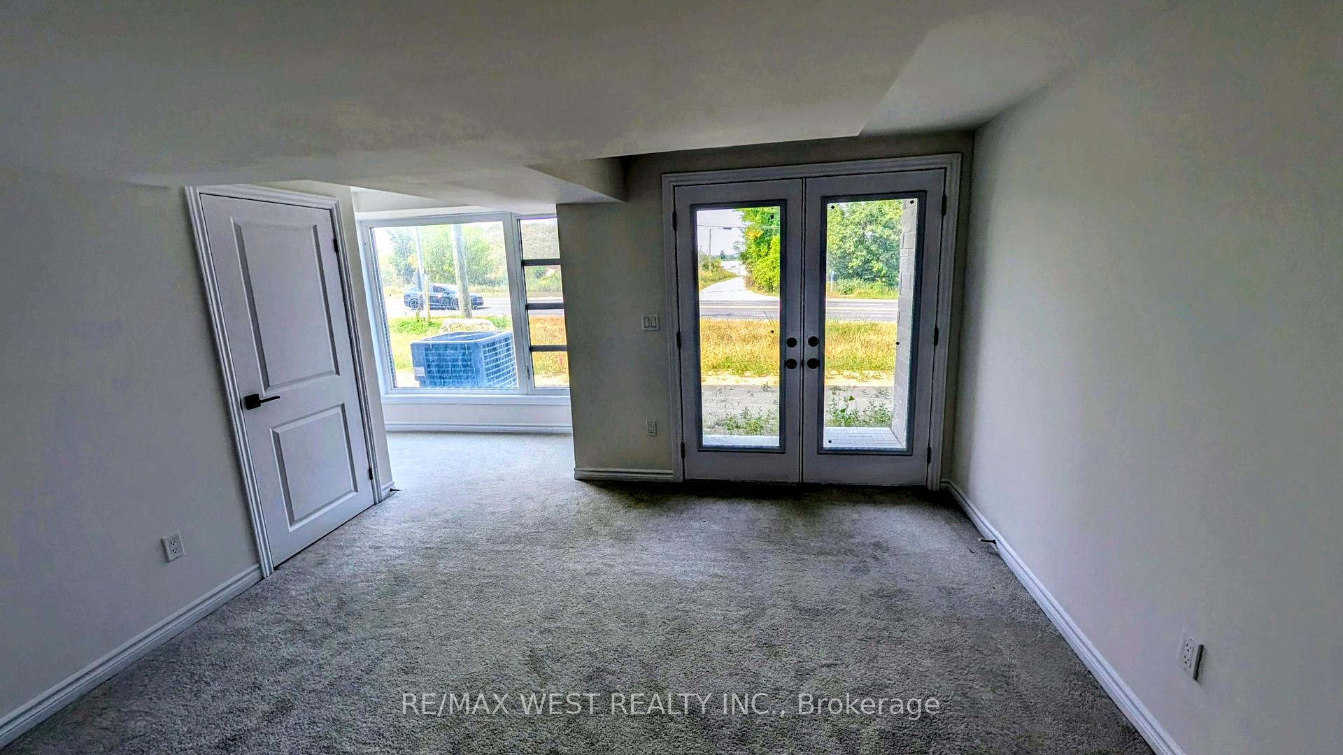 Photo 34 of 91 Inverary Crescent, Vaughan, Kleinburg — HOMEH