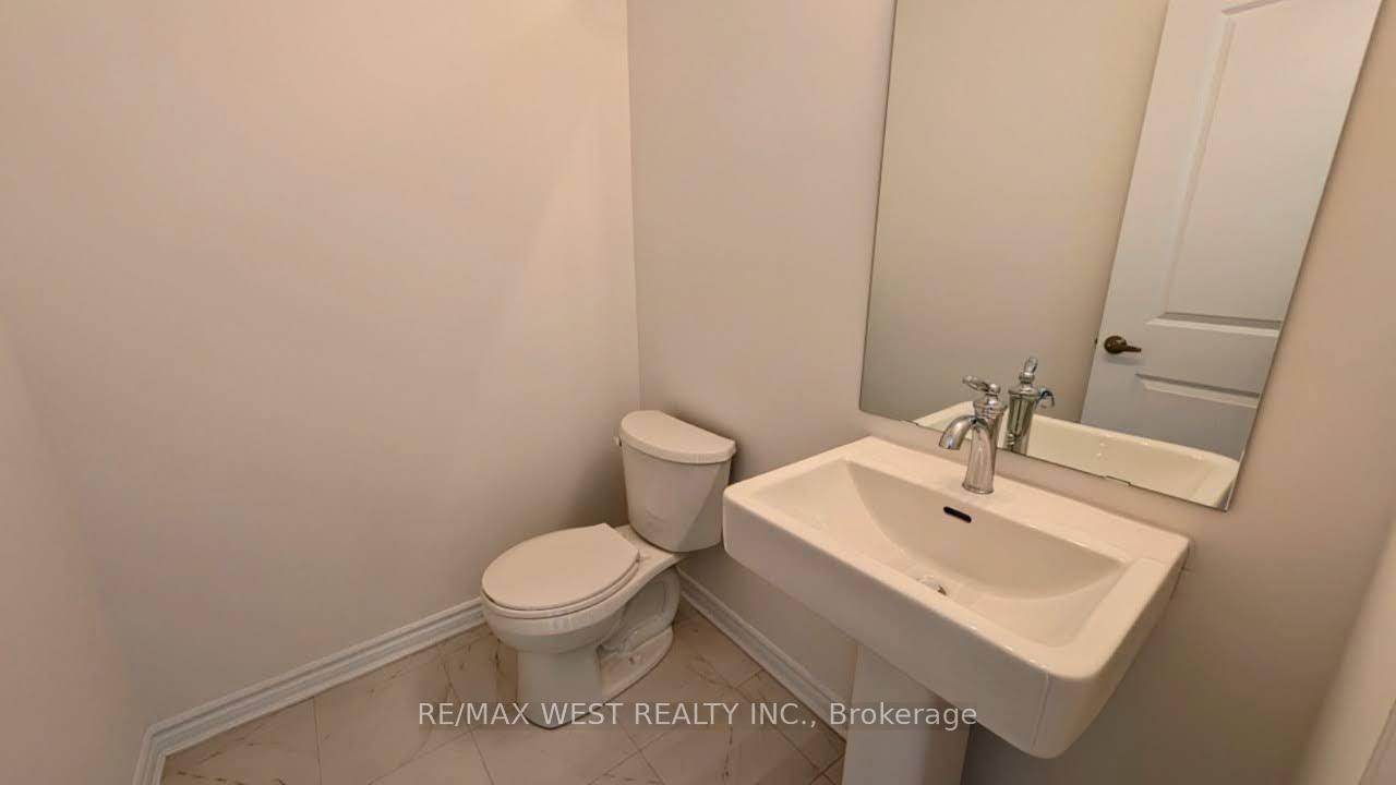 Photo 16 of 106 Wascana Road, Vaughan, Elder Mills — HOMEH