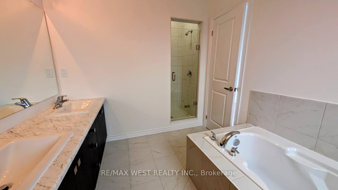 Photo 20 of 106 Wascana Road, Vaughan, Elder Mills — HOMEH