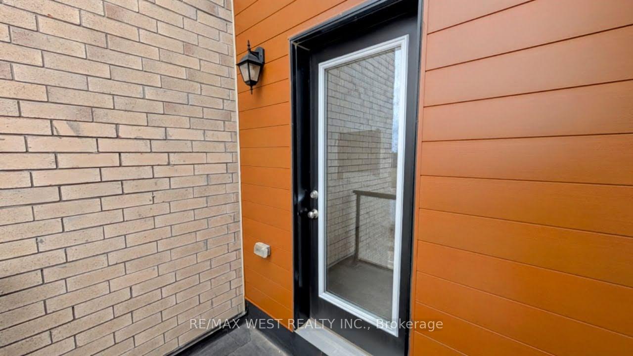 Photo 32 of 106 Wascana Road, Vaughan, Elder Mills — HOMEH