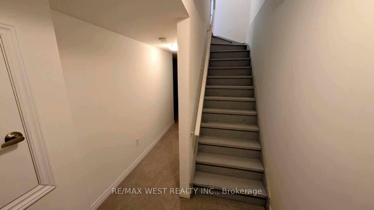 Photo 34 of 106 Wascana Road, Vaughan, Elder Mills — HOMEH