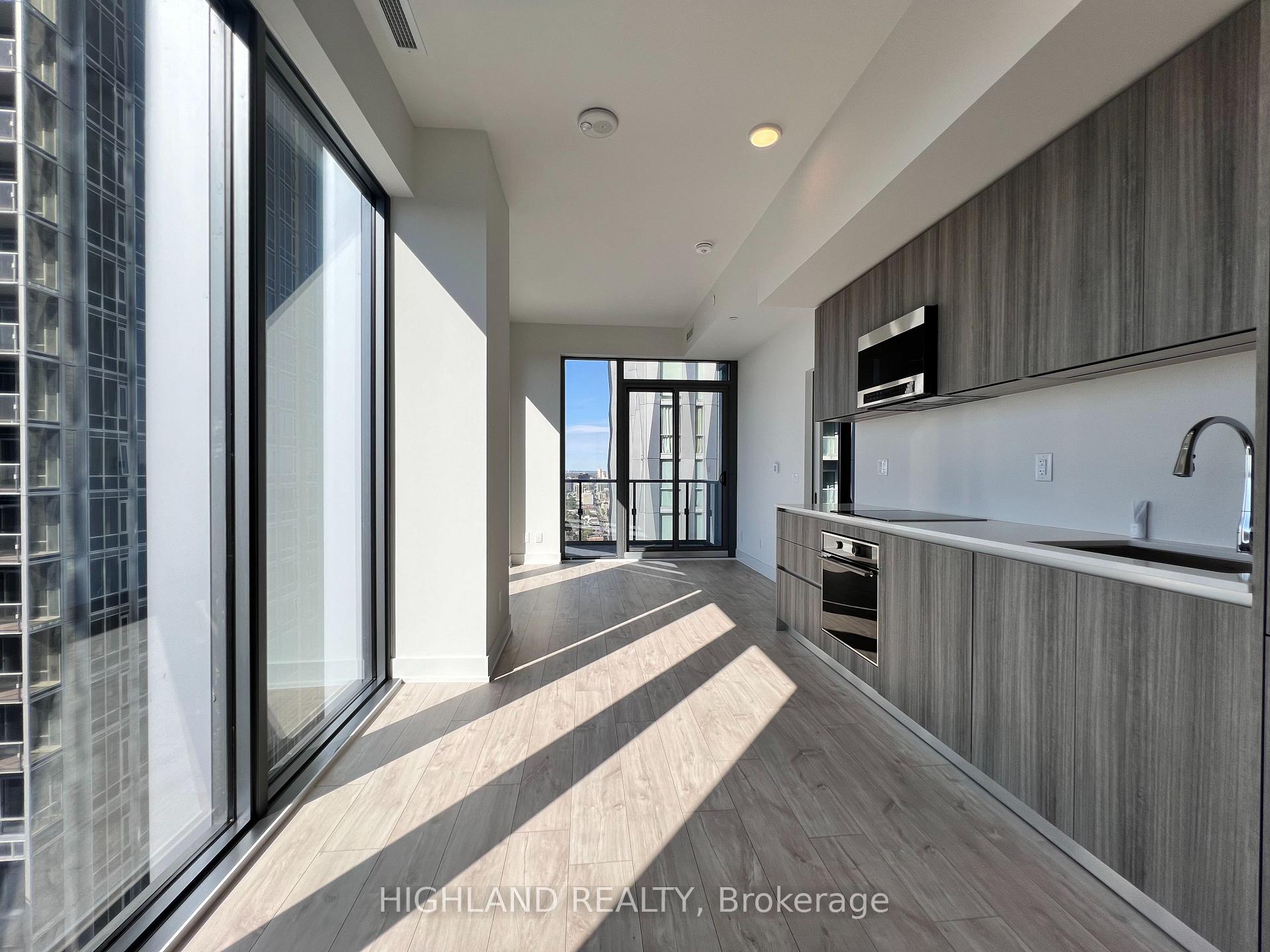 Photo 9 of Unit 3802, 8 Cumberland Street, Toronto, The Annex — HOMEH