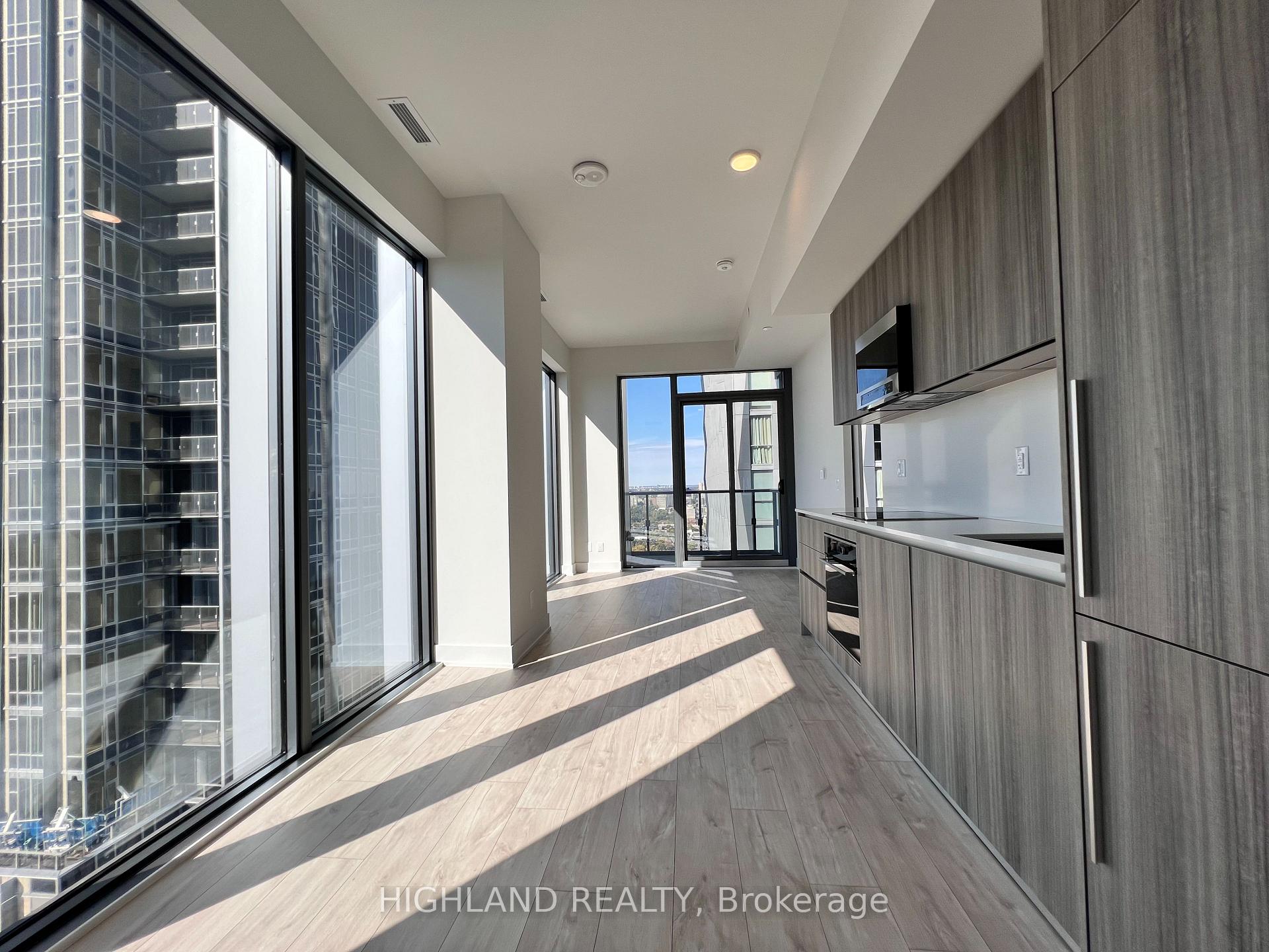 Photo 10 of Unit 3802, 8 Cumberland Street, Toronto, The Annex — HOMEH
