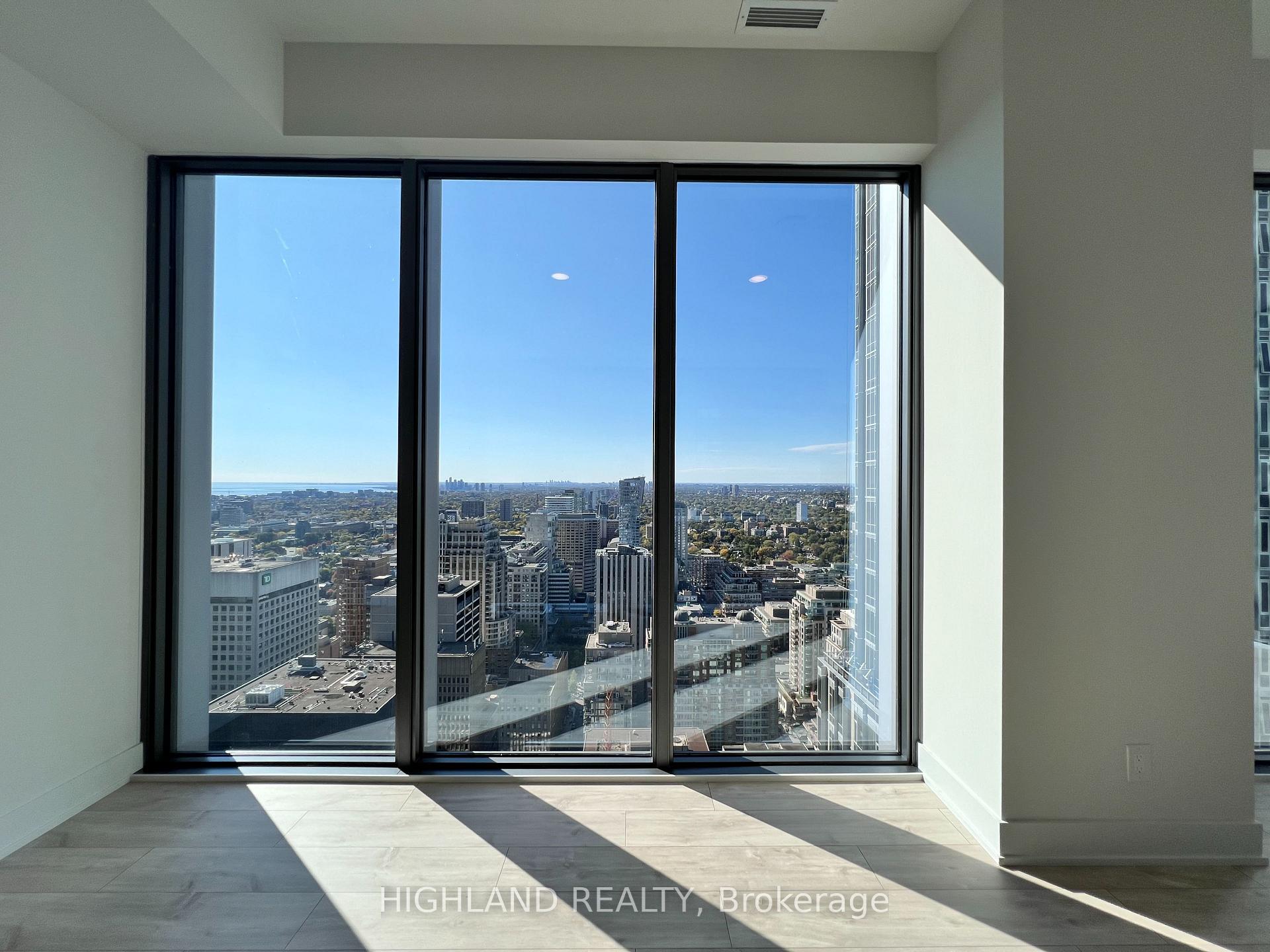 Photo 12 of Unit 3802, 8 Cumberland Street, Toronto, The Annex — HOMEH