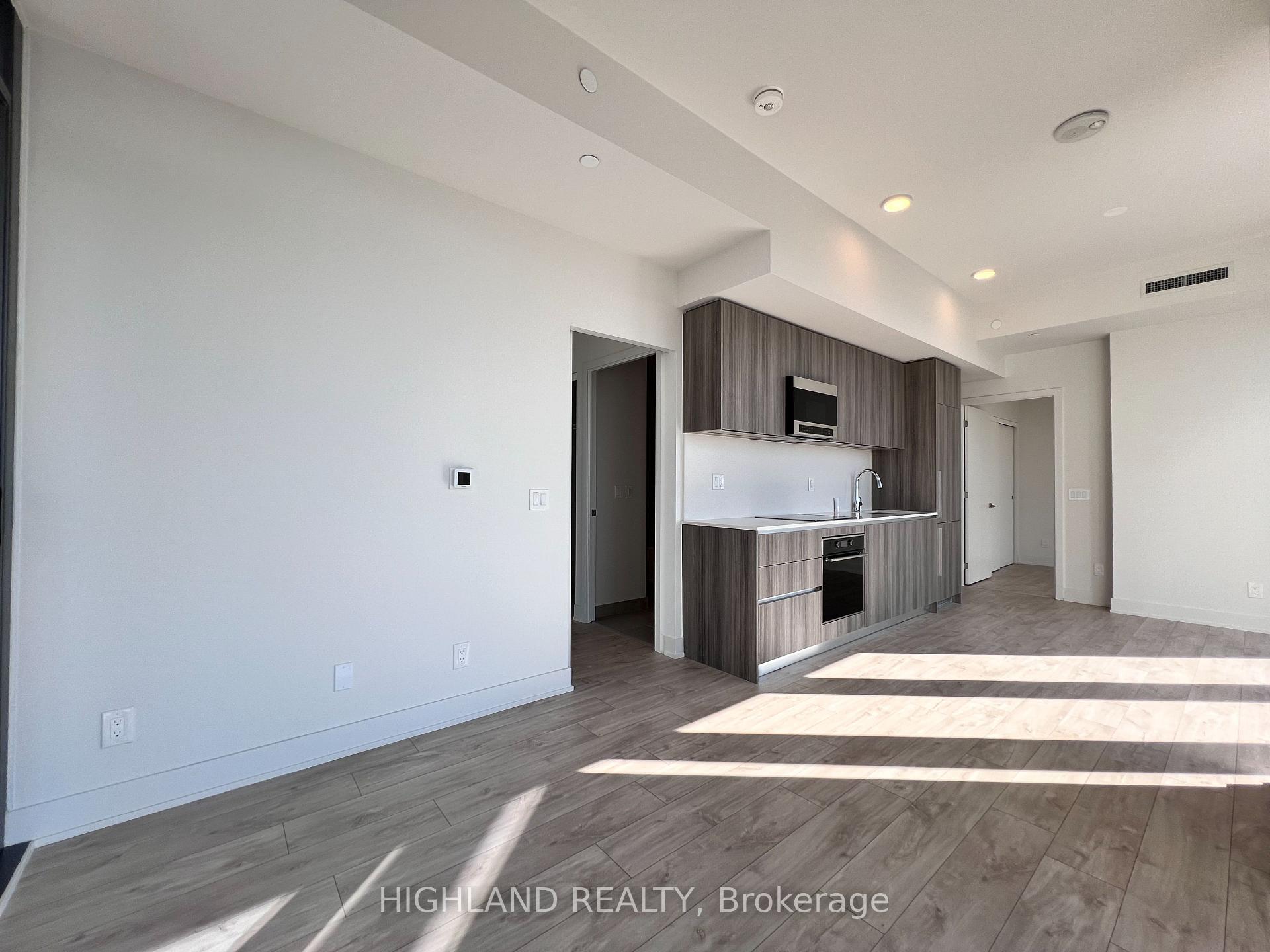 Photo 16 of Unit 3802, 8 Cumberland Street, Toronto, The Annex — HOMEH