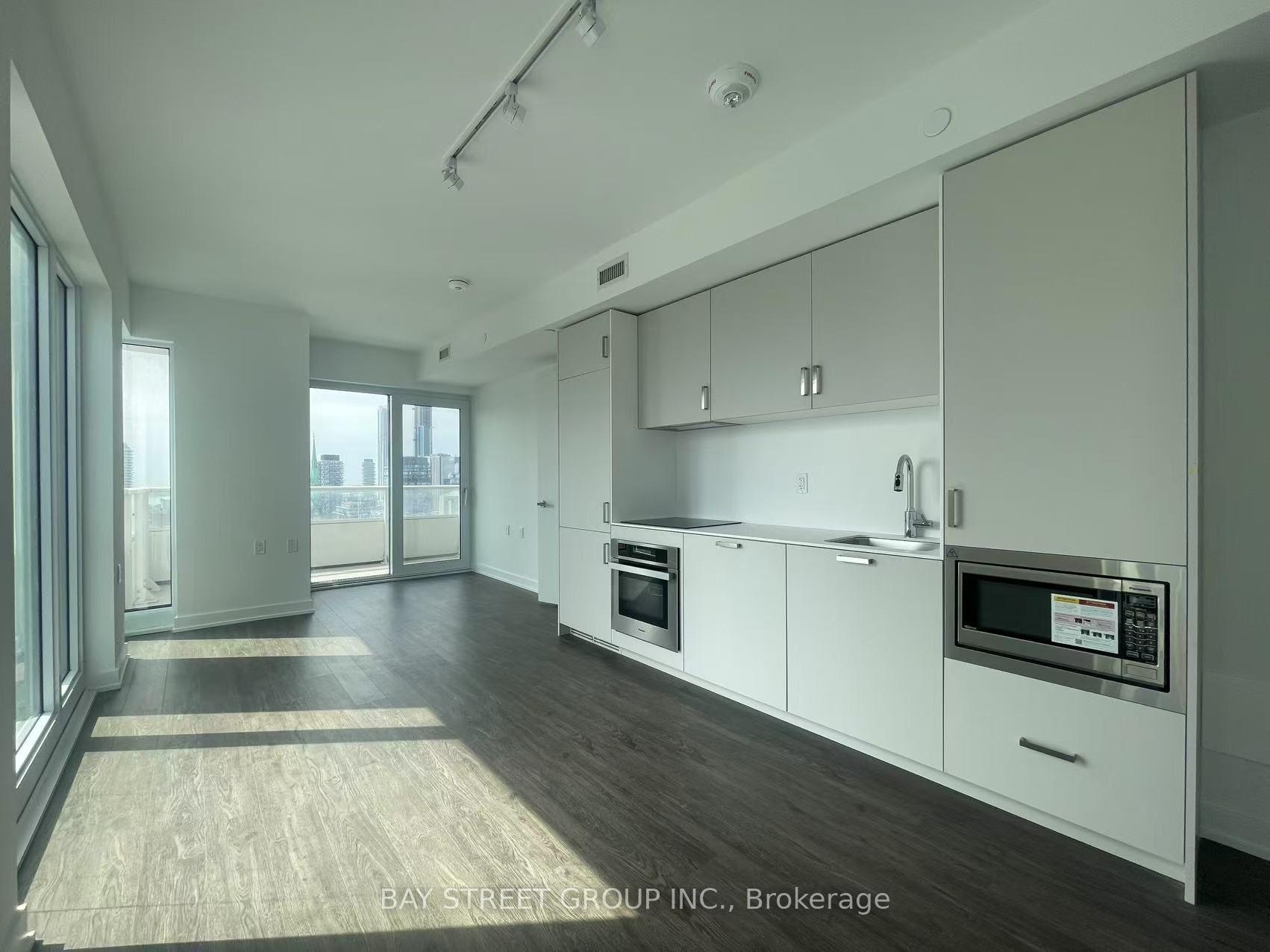 Photo 2 of Unit 2003, 88 Queen Street E, Toronto, Church-Yonge Corridor — HOMEH
