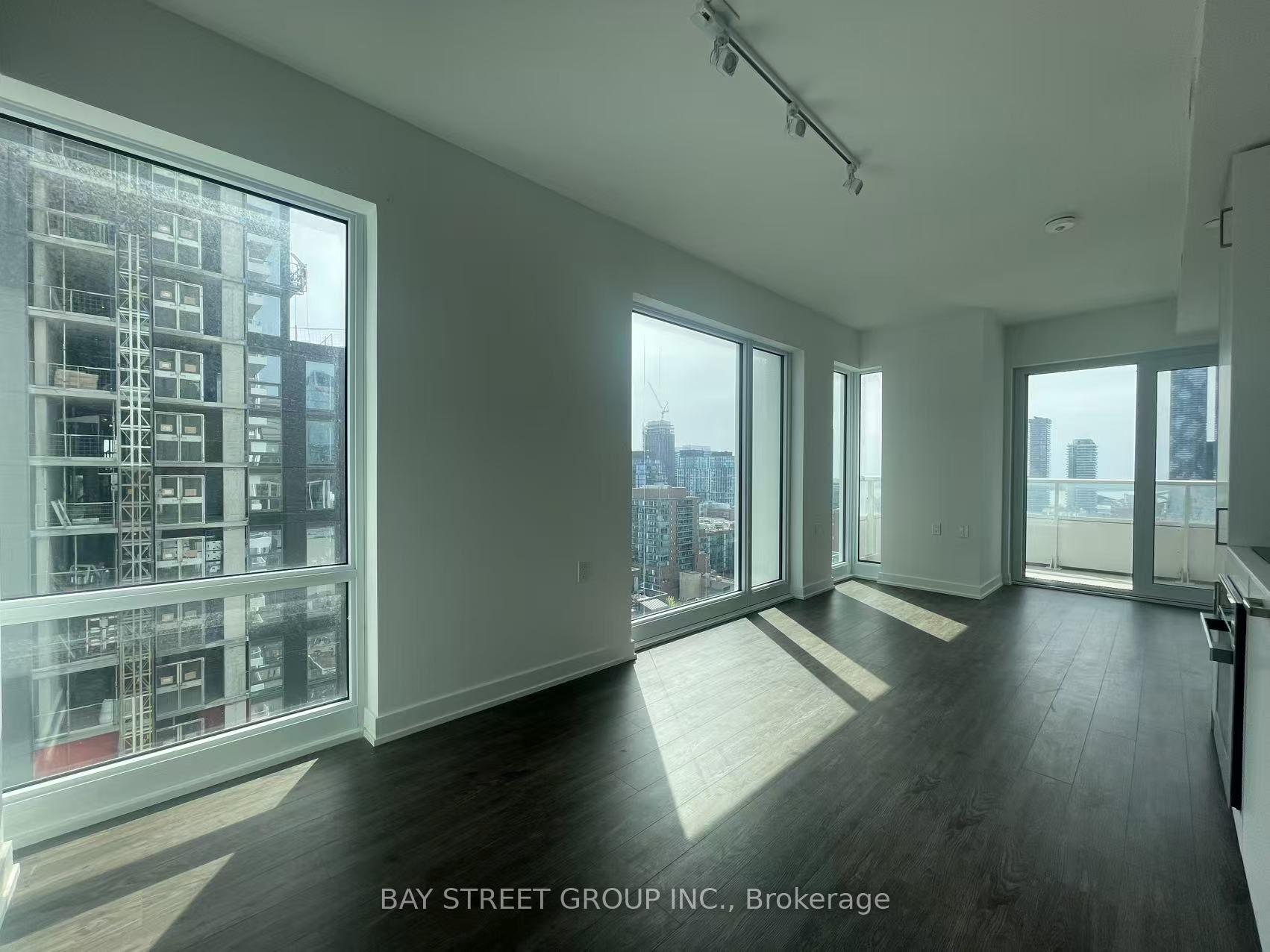 Photo 5 of Unit 2003, 88 Queen Street E, Toronto, Church-Yonge Corridor — HOMEH