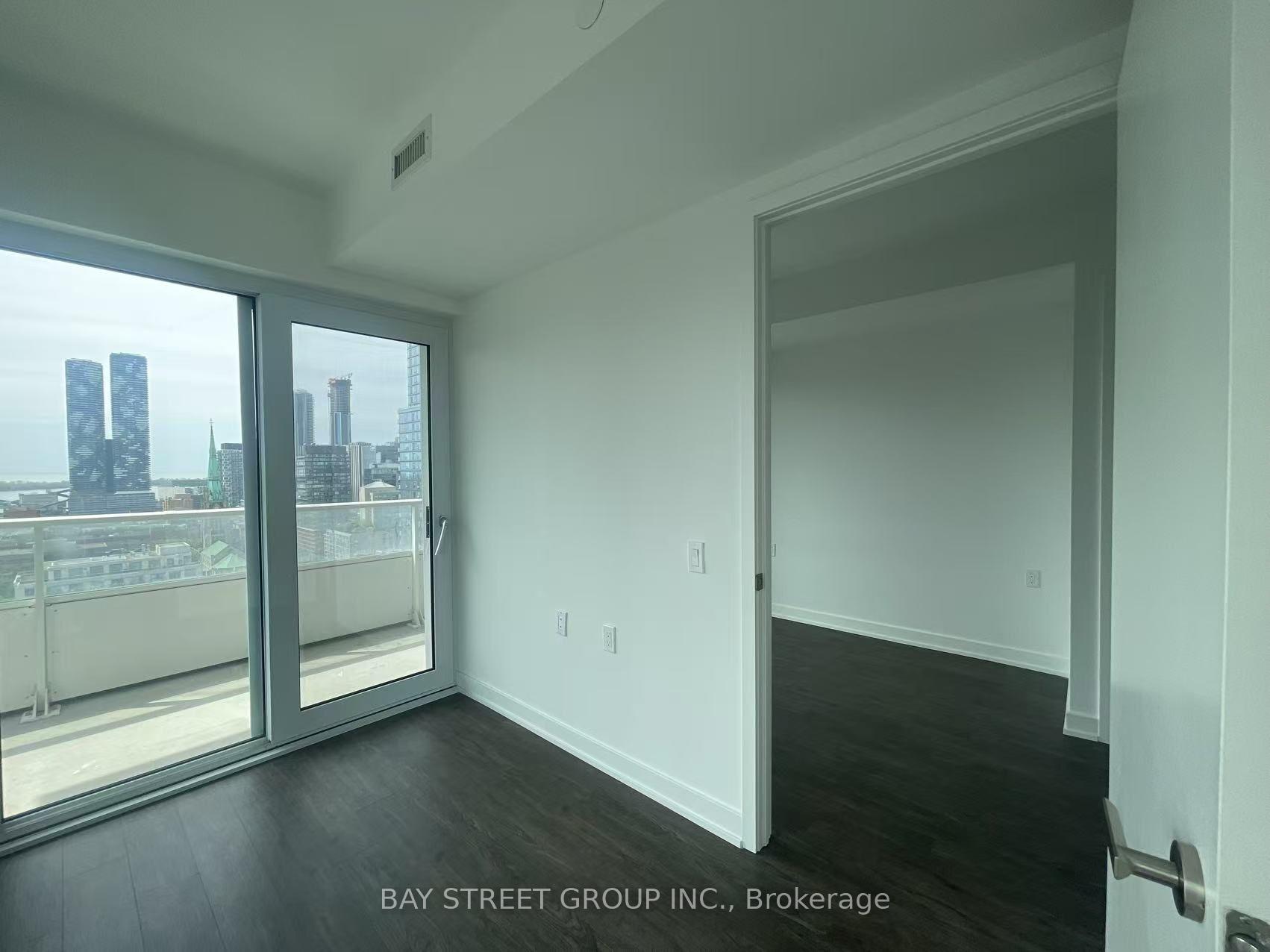 Photo 6 of Unit 2003, 88 Queen Street E, Toronto, Church-Yonge Corridor — HOMEH