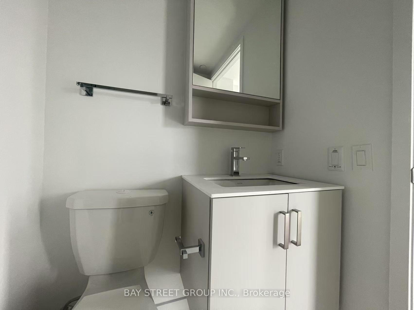 Photo 13 of Unit 2003, 88 Queen Street E, Toronto, Church-Yonge Corridor — HOMEH