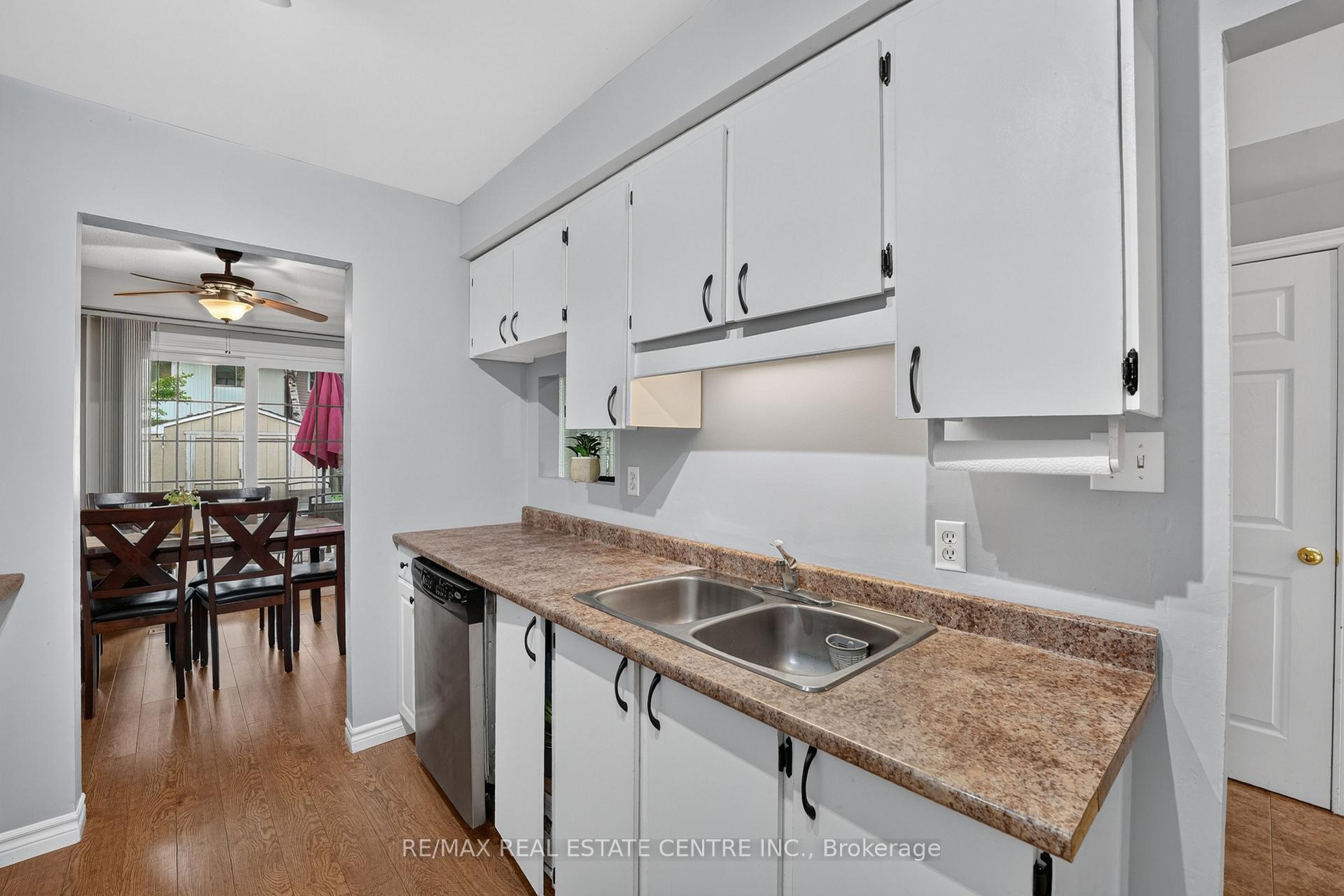 Photo 9 of 23 Burbank Crescent, Orangeville — HOMEH