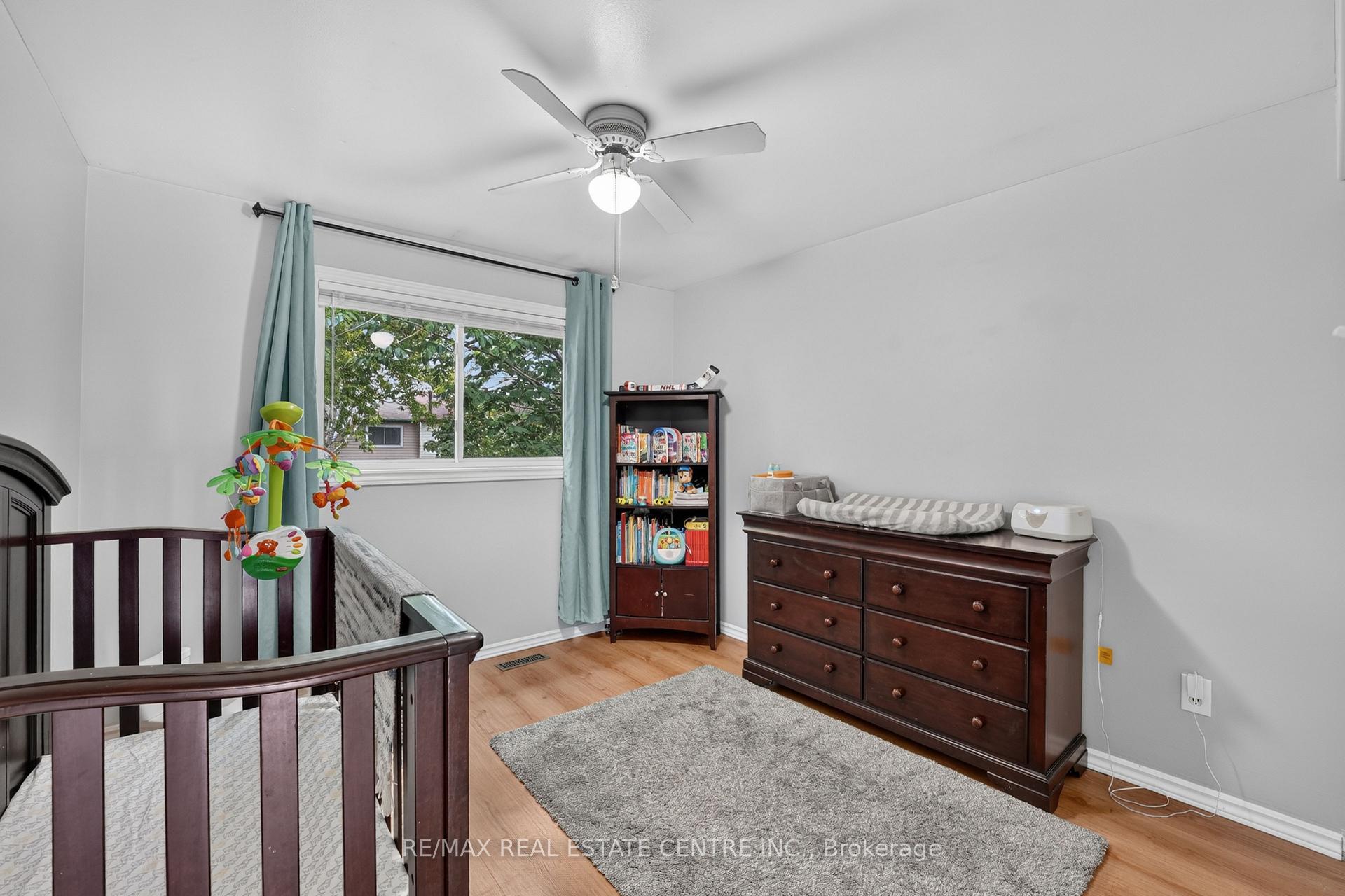 Photo 21 of 23 Burbank Crescent, Orangeville — HOMEH