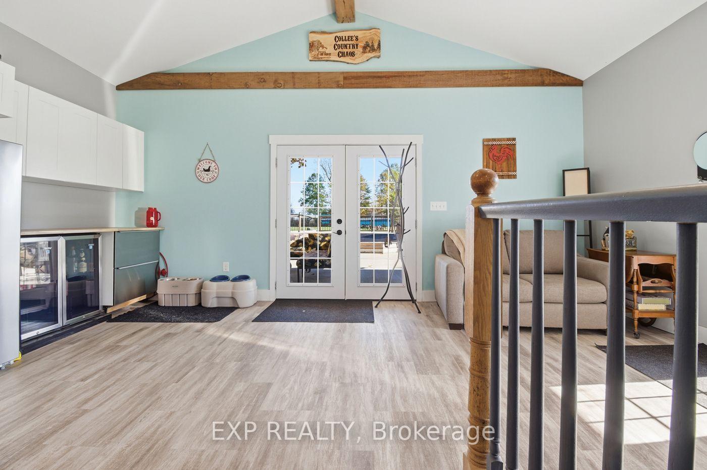 Photo 4 of 9043 Ridge Road, Niagara Falls, Schisler — HOMEH