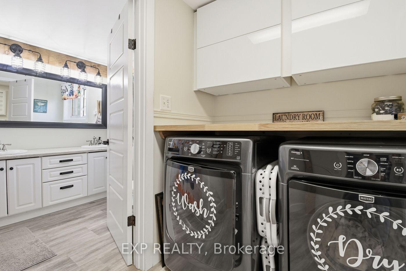Photo 10 of 9043 Ridge Road, Niagara Falls, Schisler — HOMEH