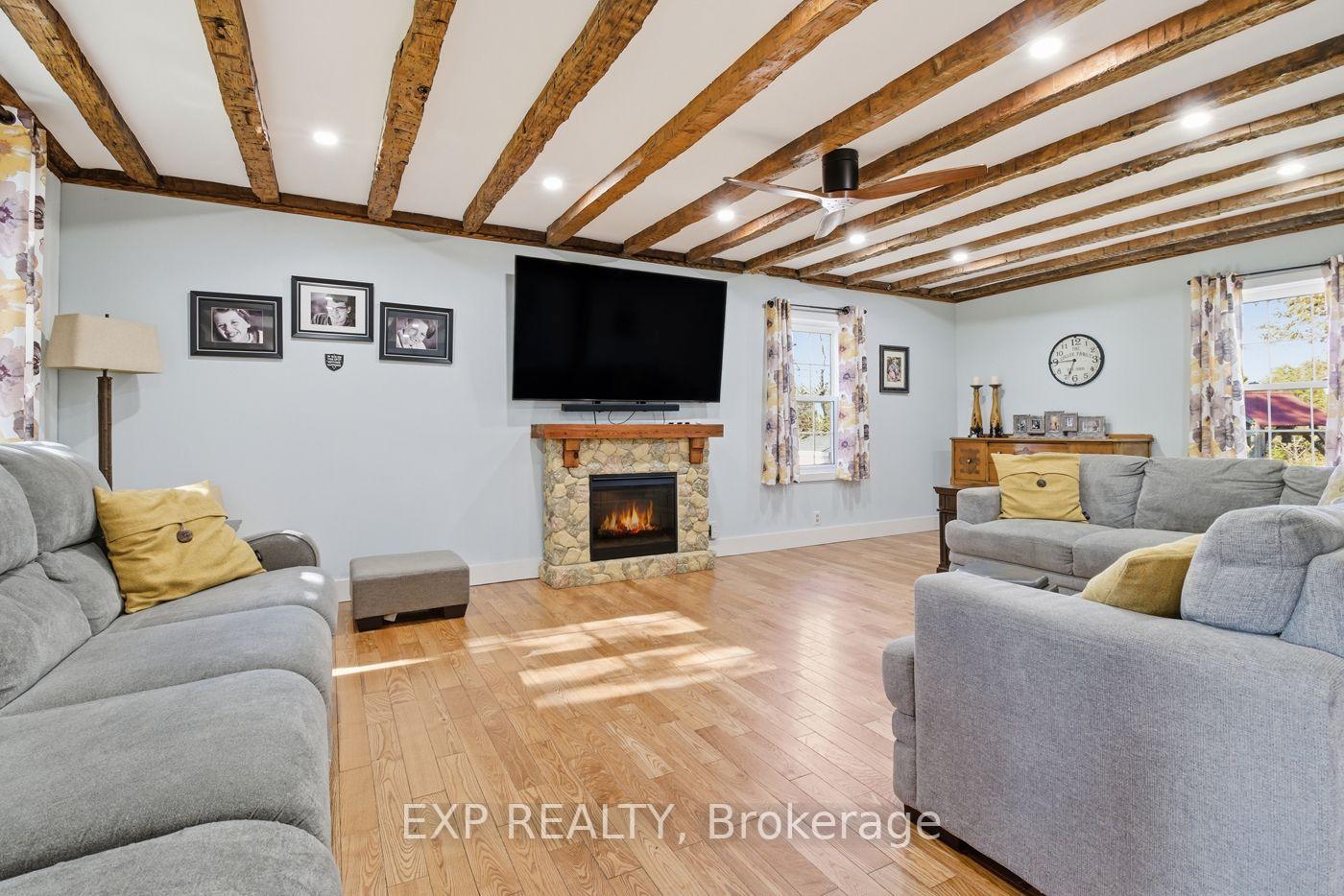 Photo 19 of 9043 Ridge Road, Niagara Falls, Schisler — HOMEH