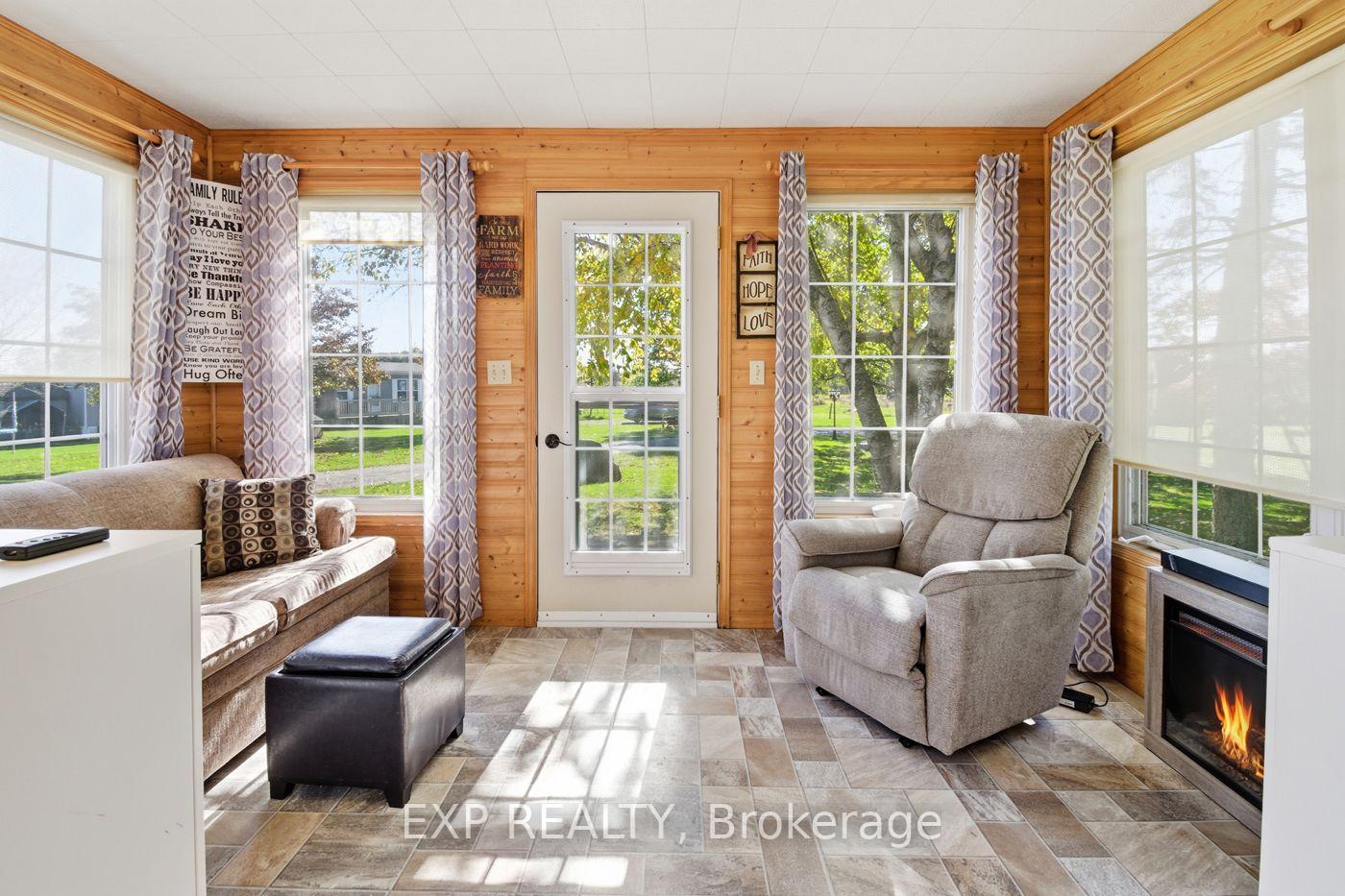 Photo 21 of 9043 Ridge Road, Niagara Falls, Schisler — HOMEH