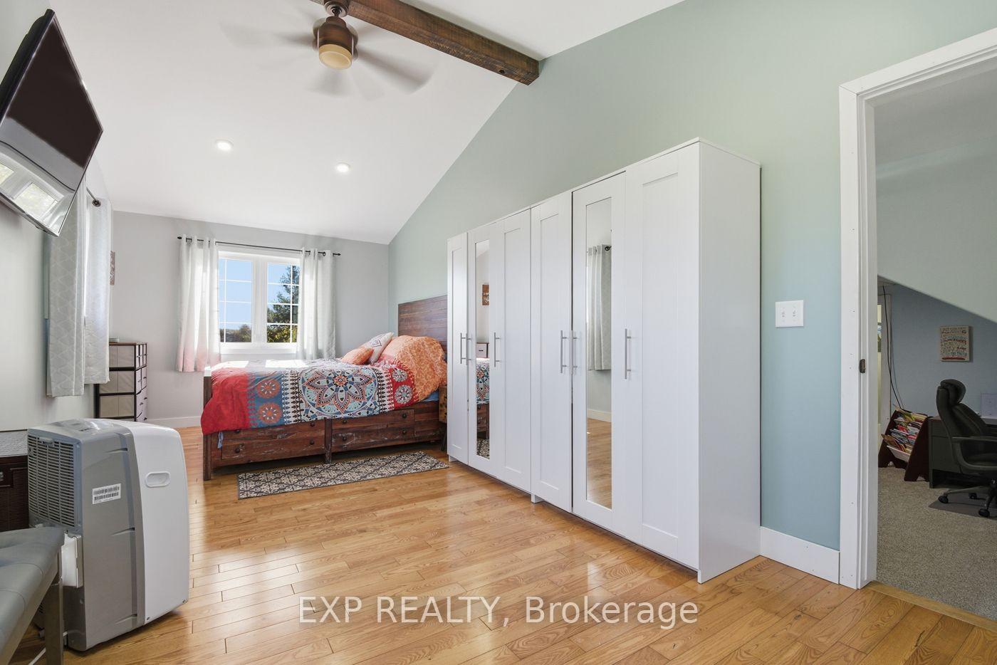 Photo 24 of 9043 Ridge Road, Niagara Falls, Schisler — HOMEH