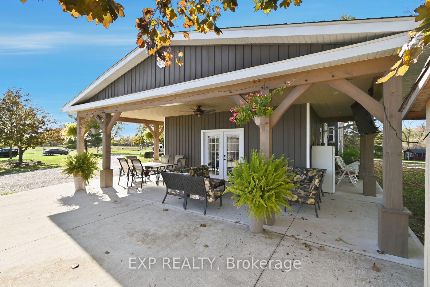 Photo 34 of 9043 Ridge Road, Niagara Falls, Schisler — HOMEH