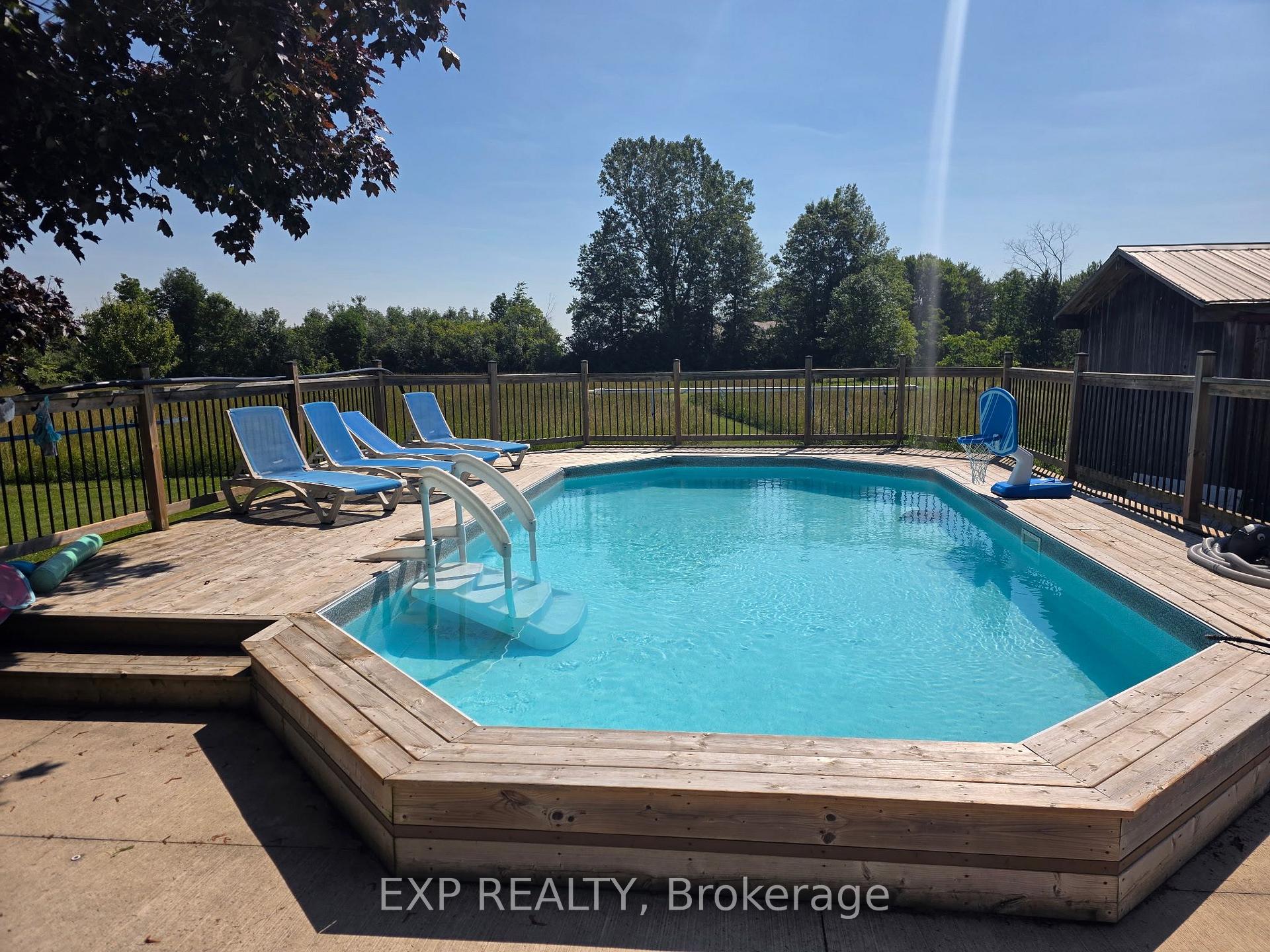 Photo 38 of 9043 Ridge Road, Niagara Falls, Schisler — HOMEH