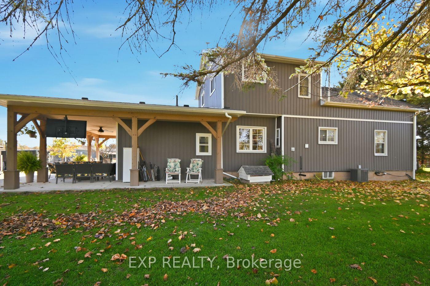 Photo 44 of 9043 Ridge Road, Niagara Falls, Schisler — HOMEH