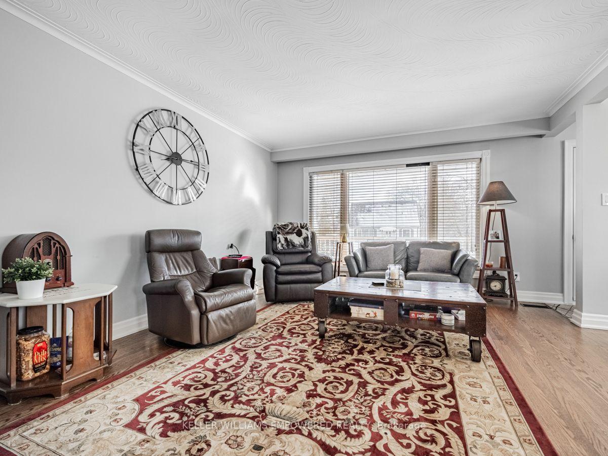 Photo 6 of 94 Archibald Street, Brampton, Brampton West — HOMEH