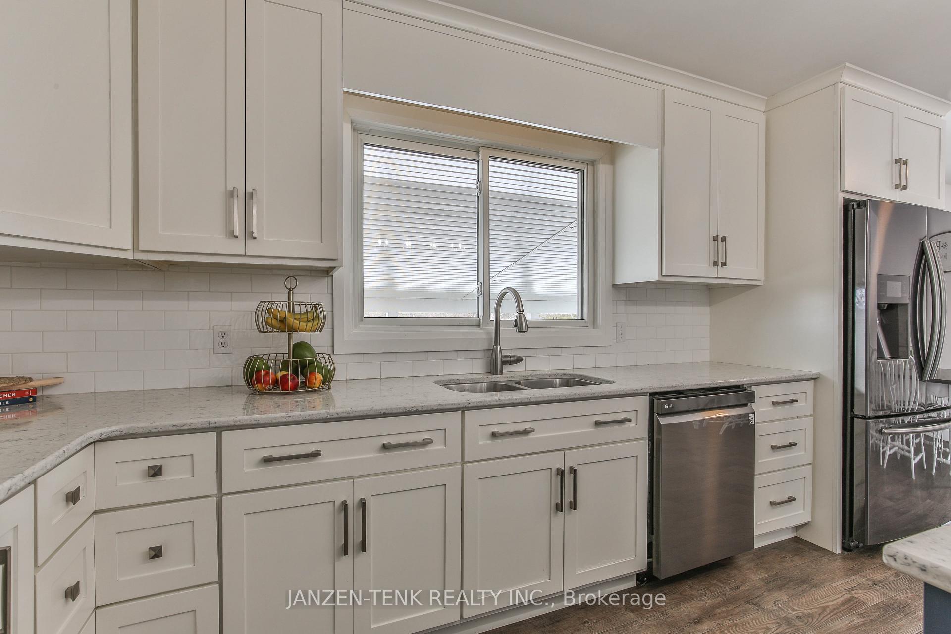 Photo 9 of 9432 Richmond Road, Bayham, Richmond — HOMEH