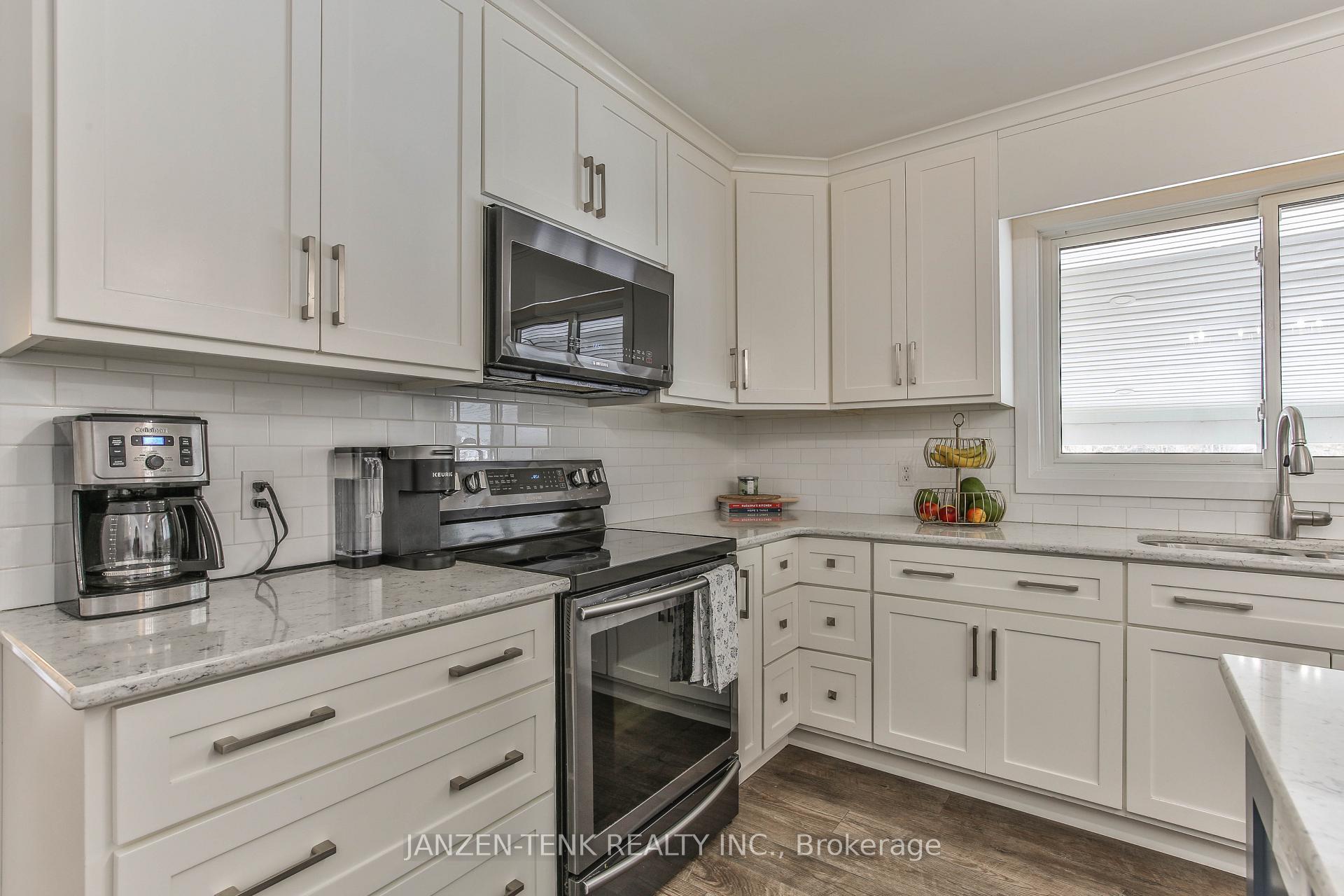 Photo 10 of 9432 Richmond Road, Bayham, Richmond — HOMEH
