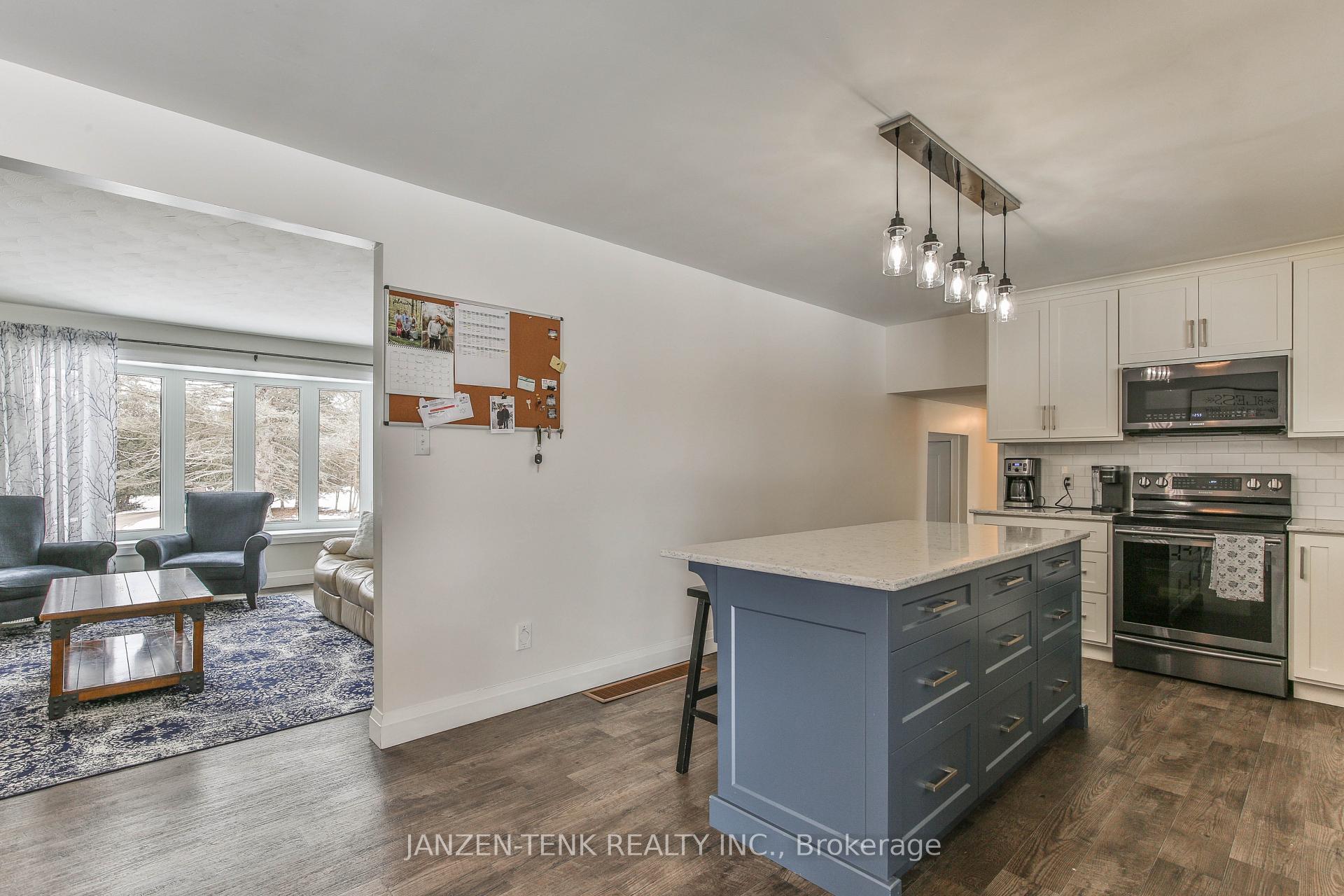 Photo 32 of 9432 Richmond Road, Bayham, Richmond — HOMEH