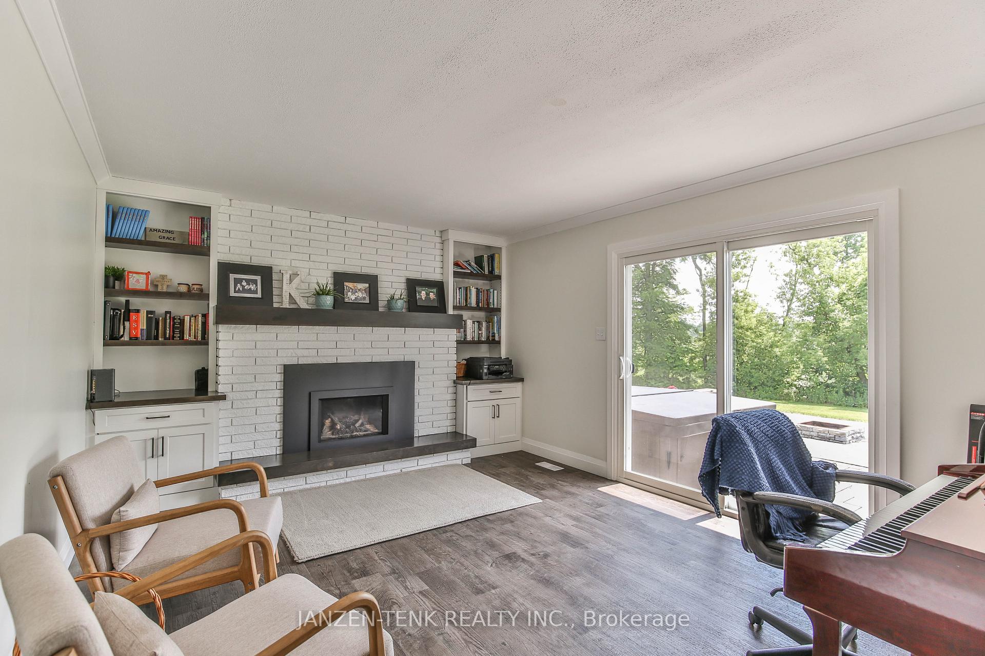 Photo 13 of 9432 Richmond Road, Bayham, Richmond — HOMEH
