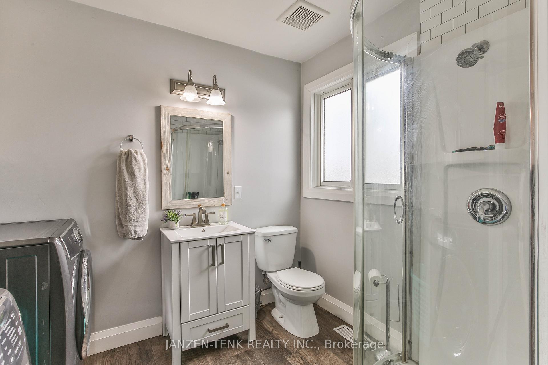 Photo 16 of 9432 Richmond Road, Bayham, Richmond — HOMEH