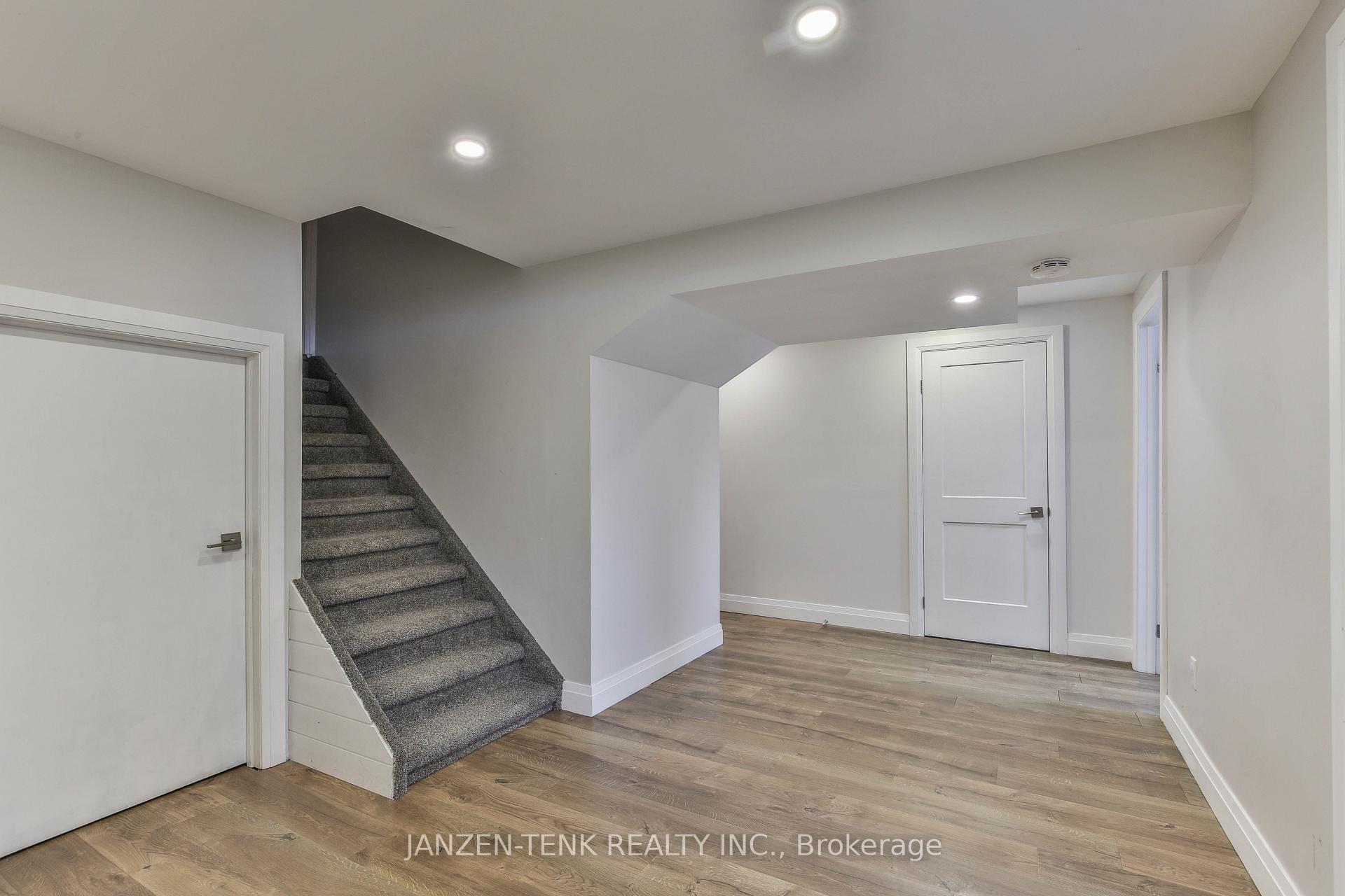 Photo 18 of 9432 Richmond Road, Bayham, Richmond — HOMEH