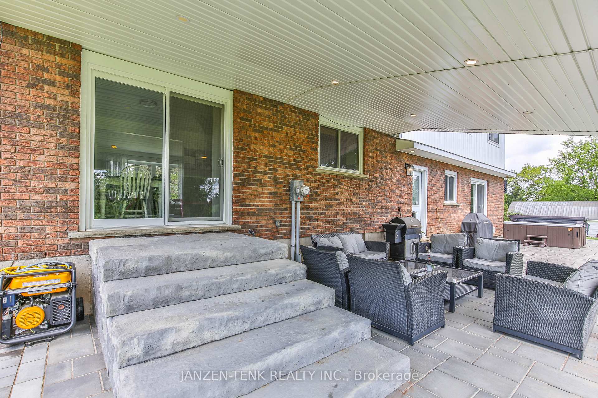 Photo 27 of 9432 Richmond Road, Bayham, Richmond — HOMEH