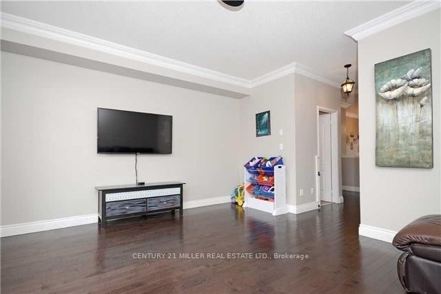 Photo 5 of 2357 Sutton Drive, Burlington, Orchard — HOMEH