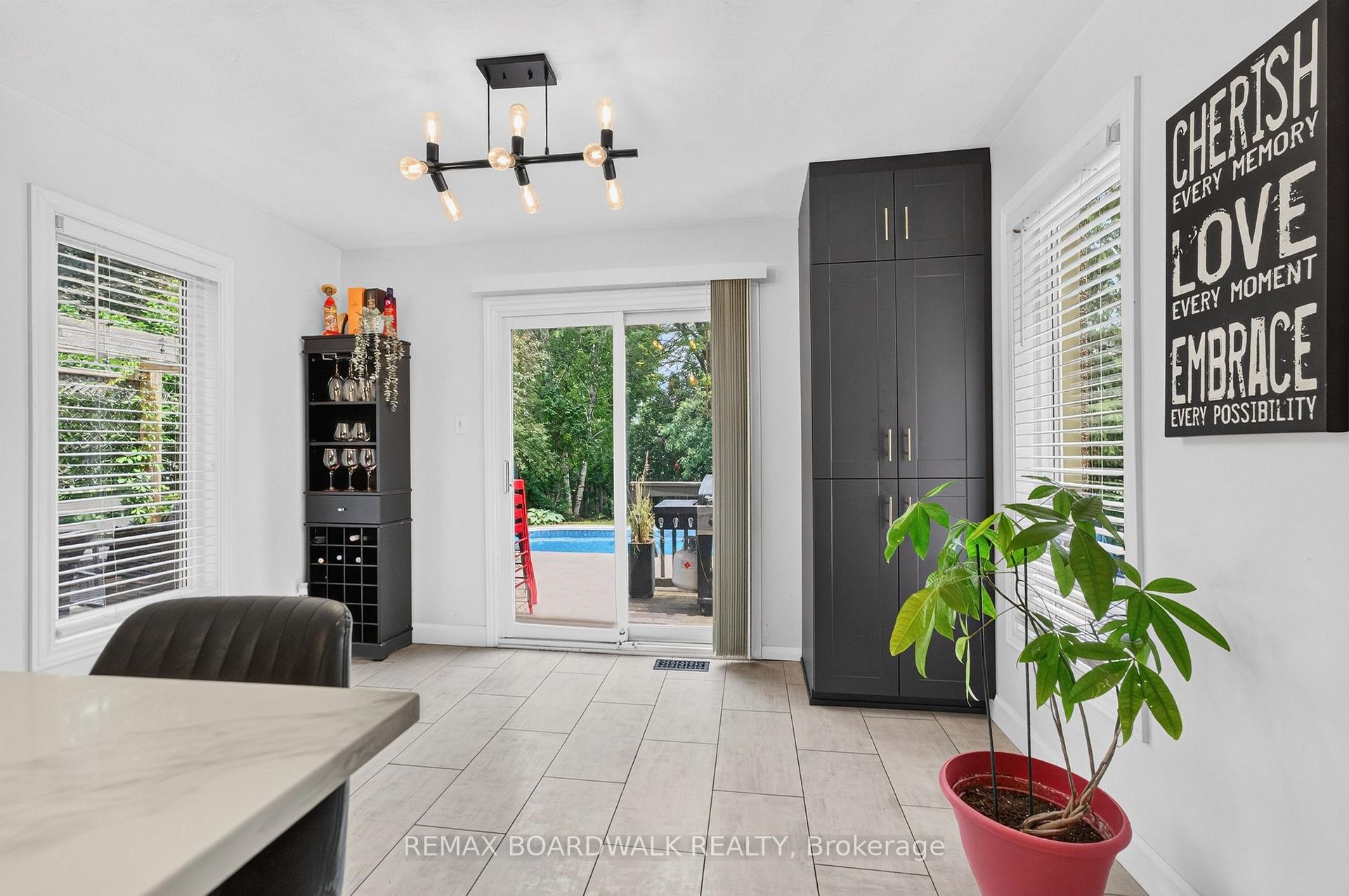 Photo 16 of 86 Vanstone Drive, Ottawa, Kanata - Katimavik — HOMEH