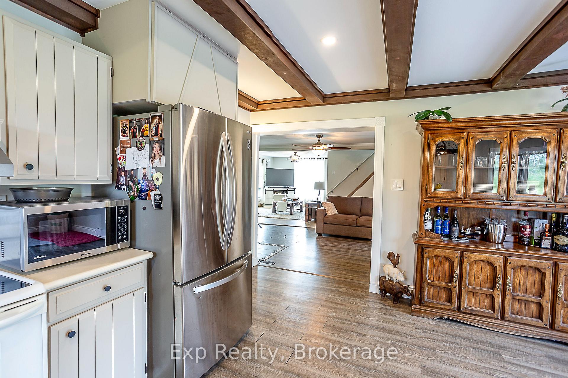 Photo 9 of 94 Latta Drive, Belleville, Thurlow Ward — HOMEH