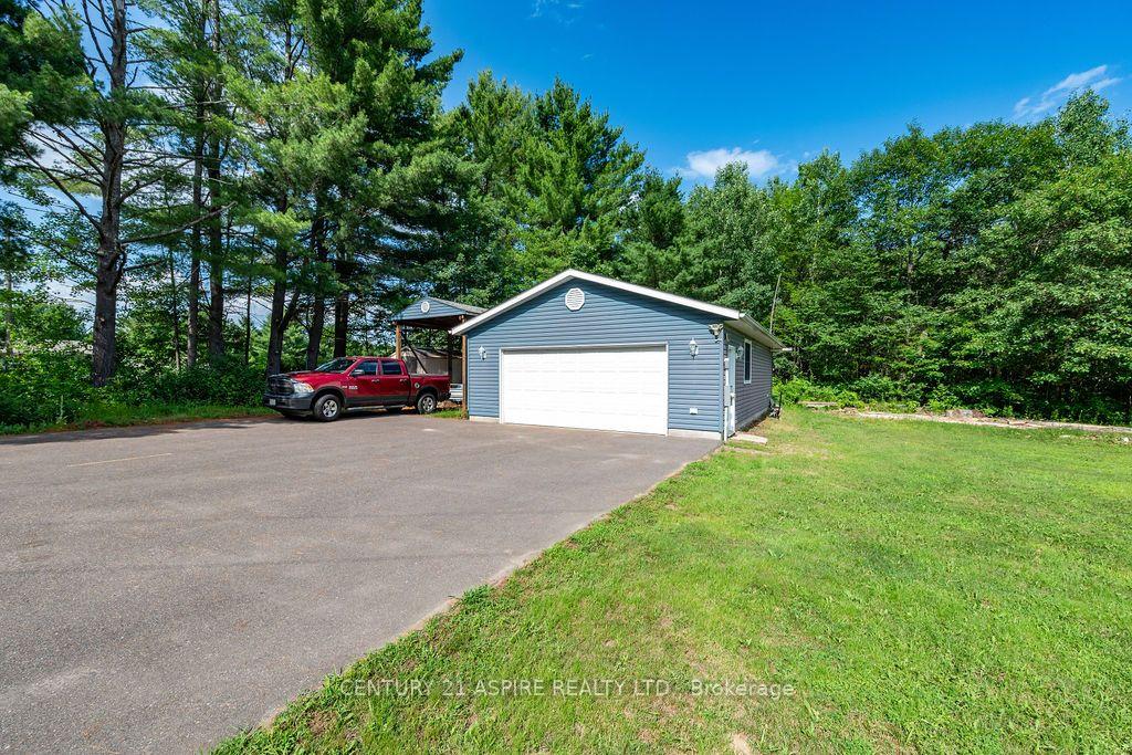 Photo 4 of 48 Plum Tree Lane, Petawawa, Petawawa — HOMEH