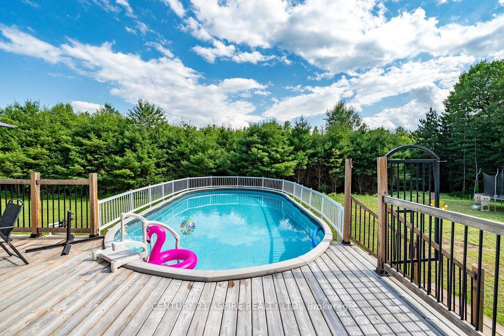 Photo 9 of 48 Plum Tree Lane, Petawawa, Petawawa — HOMEH
