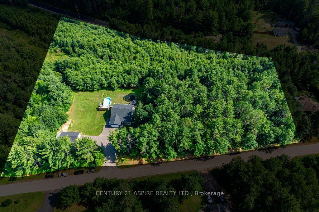 Photo 15 of 48 Plum Tree Lane, Petawawa, Petawawa — HOMEH