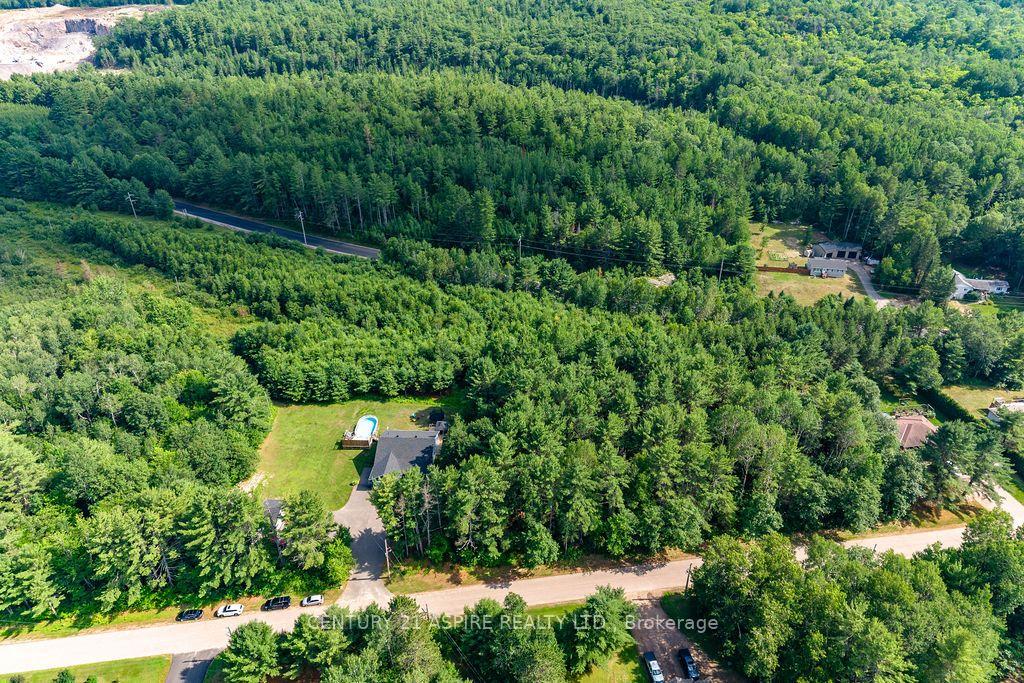 Photo 16 of 48 Plum Tree Lane, Petawawa, Petawawa — HOMEH