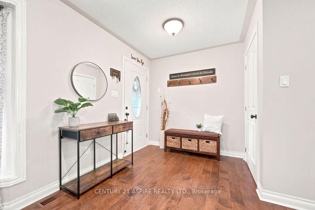 Photo 18 of 48 Plum Tree Lane, Petawawa, Petawawa — HOMEH