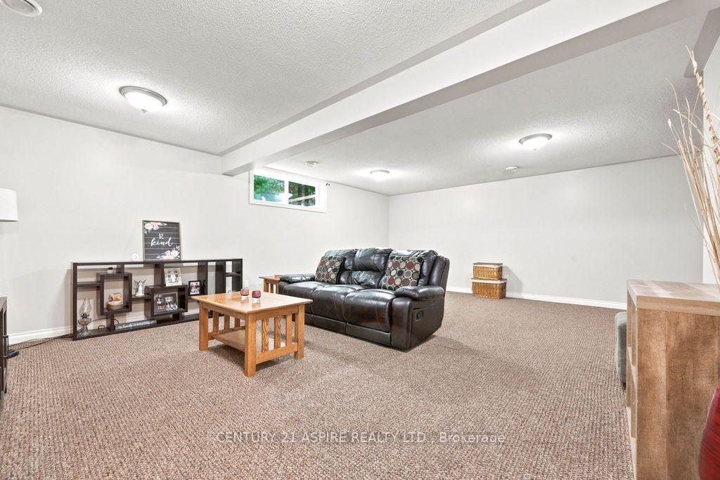 Photo 41 of 48 Plum Tree Lane, Petawawa, Petawawa — HOMEH