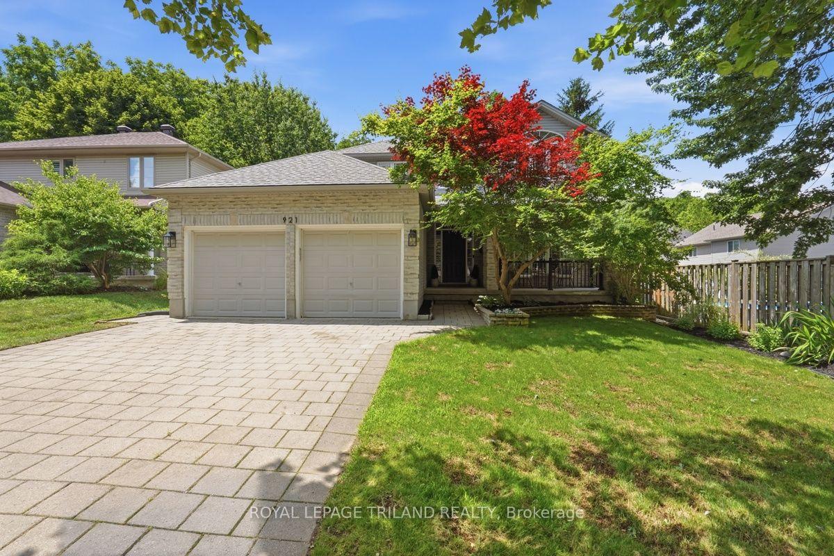 Photo 2 of 921 Guildwood Boulevard, London, North M — HOMEH