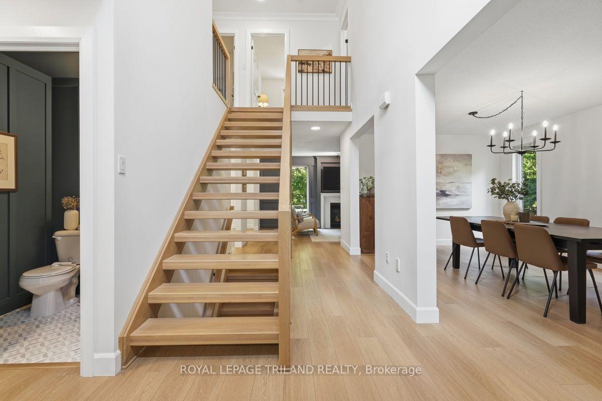 Photo 8 of 921 Guildwood Boulevard, London, North M — HOMEH