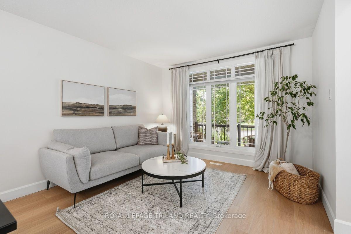 Photo 9 of 921 Guildwood Boulevard, London, North M — HOMEH