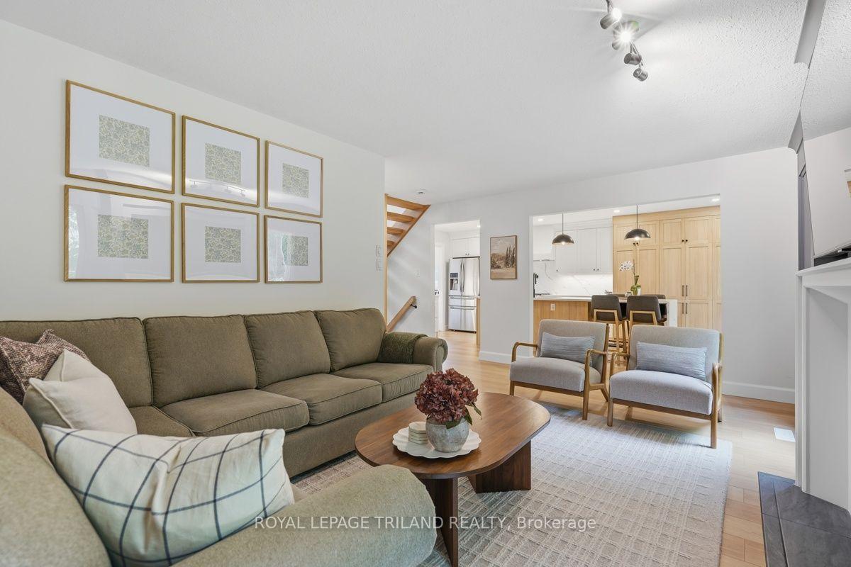 Photo 14 of 921 Guildwood Boulevard, London, North M — HOMEH