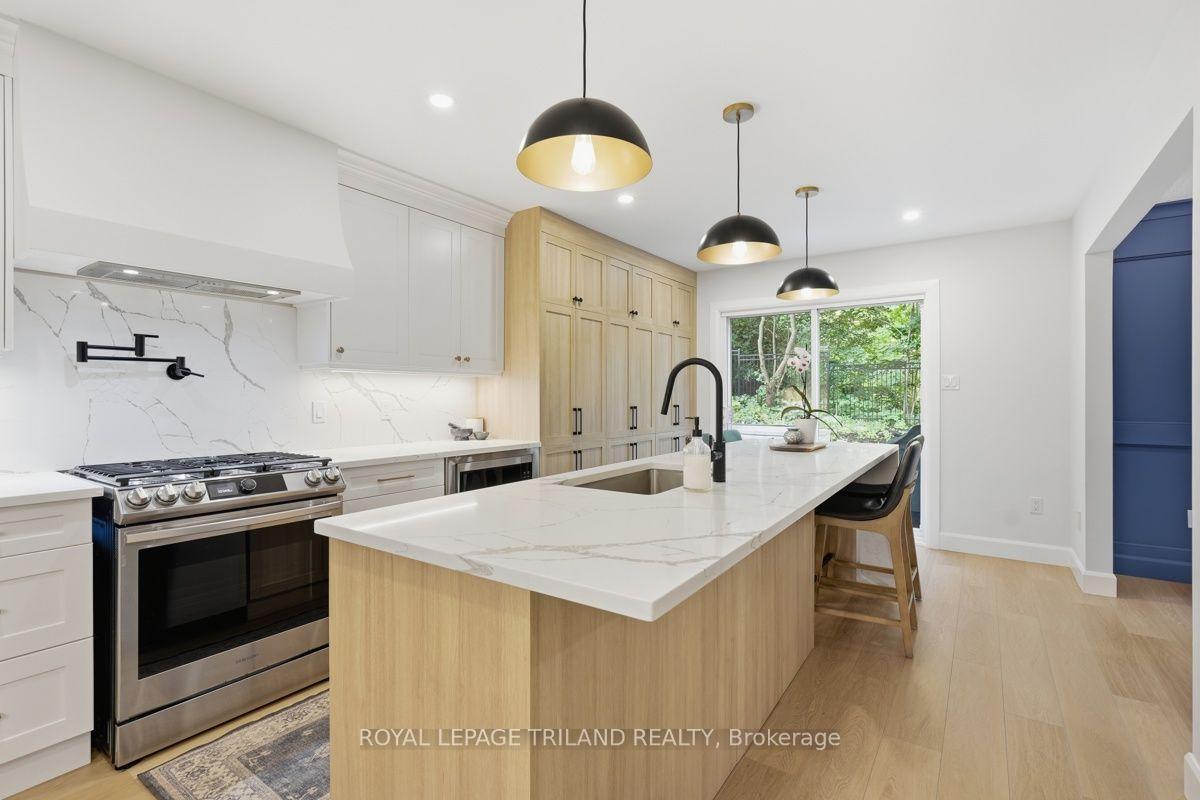 Photo 16 of 921 Guildwood Boulevard, London, North M — HOMEH