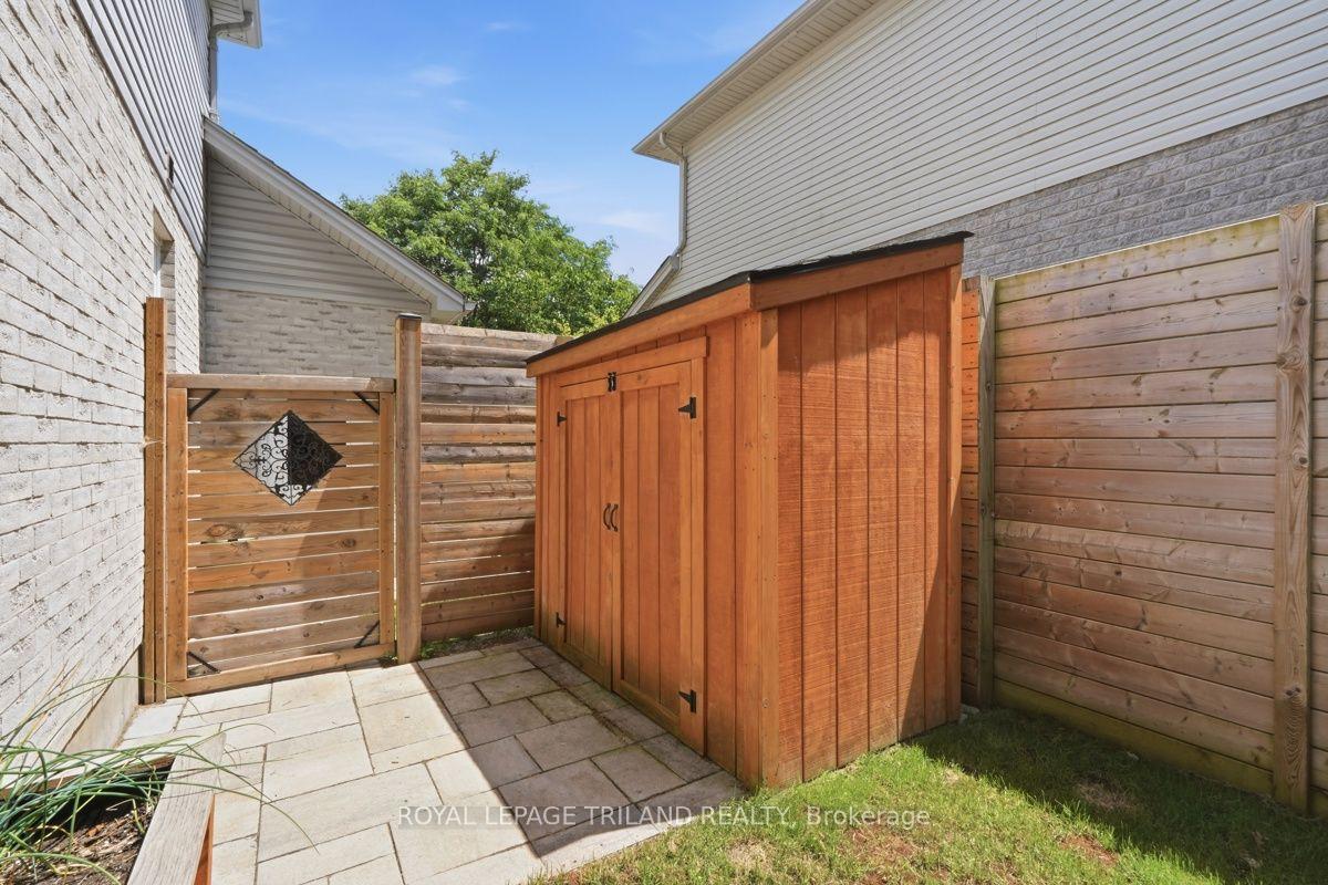 Photo 40 of 921 Guildwood Boulevard, London, North M — HOMEH